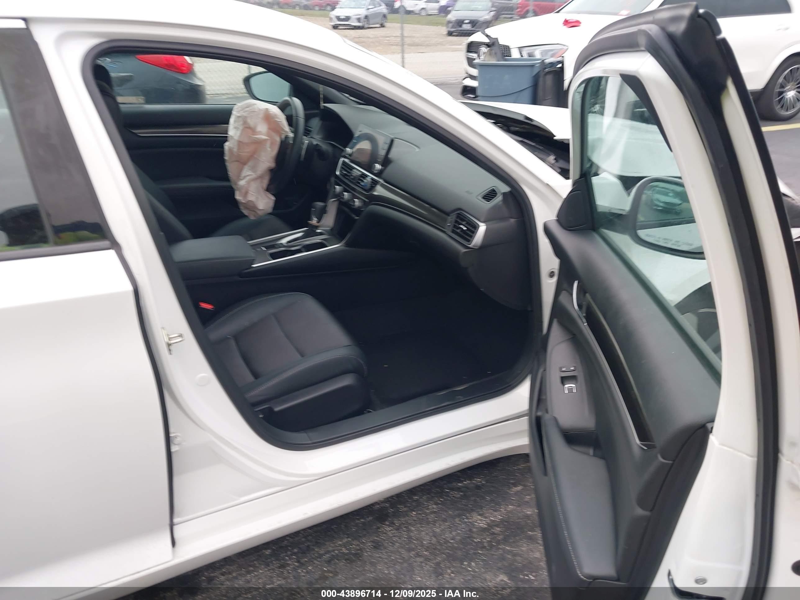 HONDA ACCORD image 5