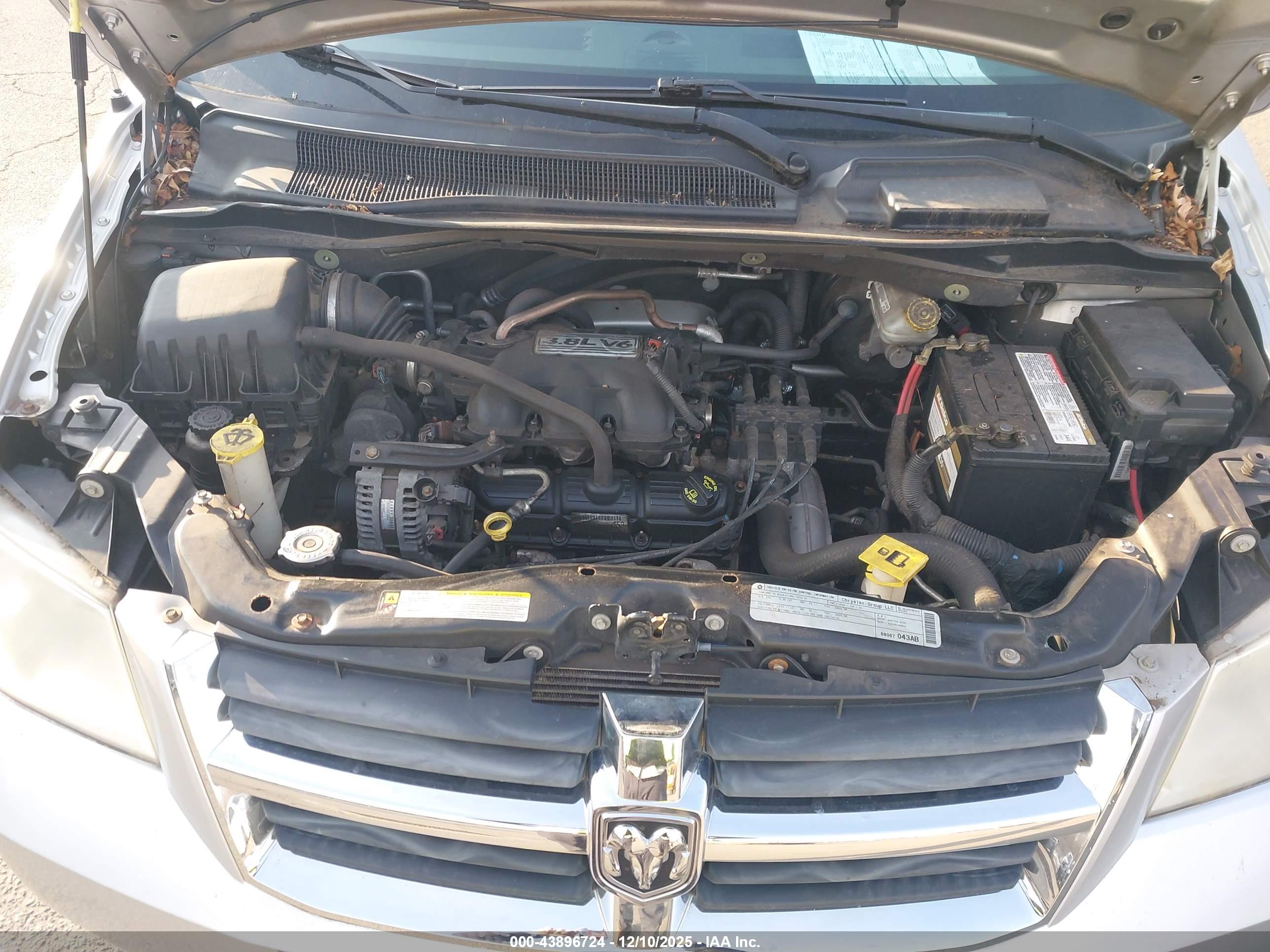 DODGE GRAND image 10