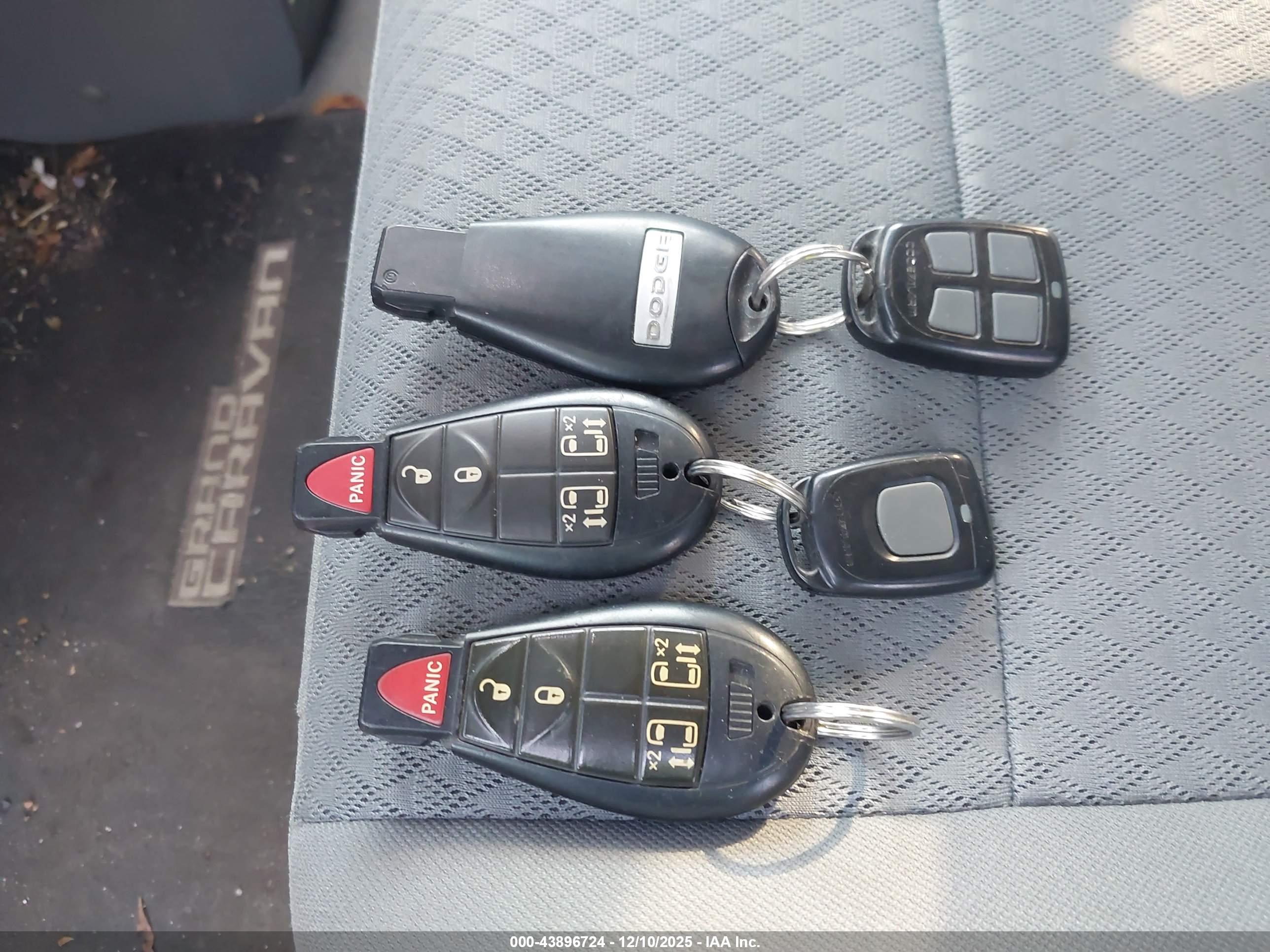 DODGE GRAND image 11