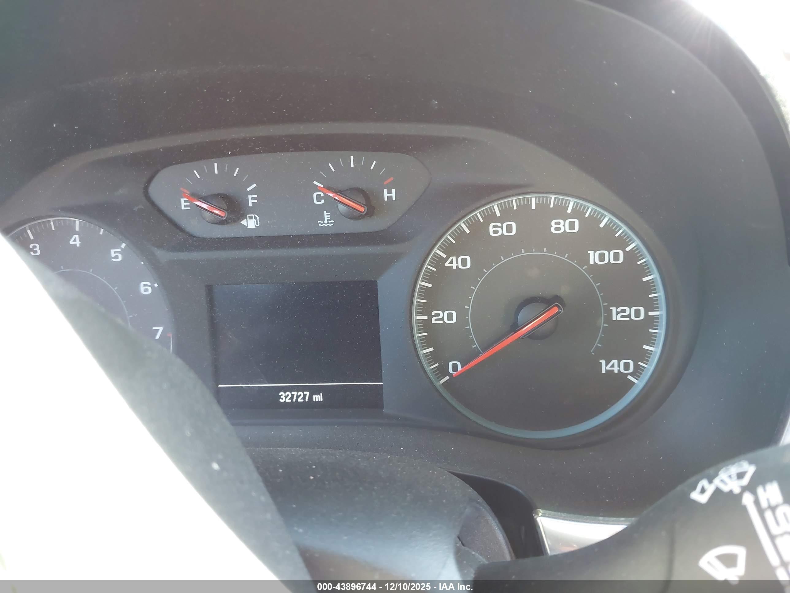 CHEVROLET TRAVERSE image 7