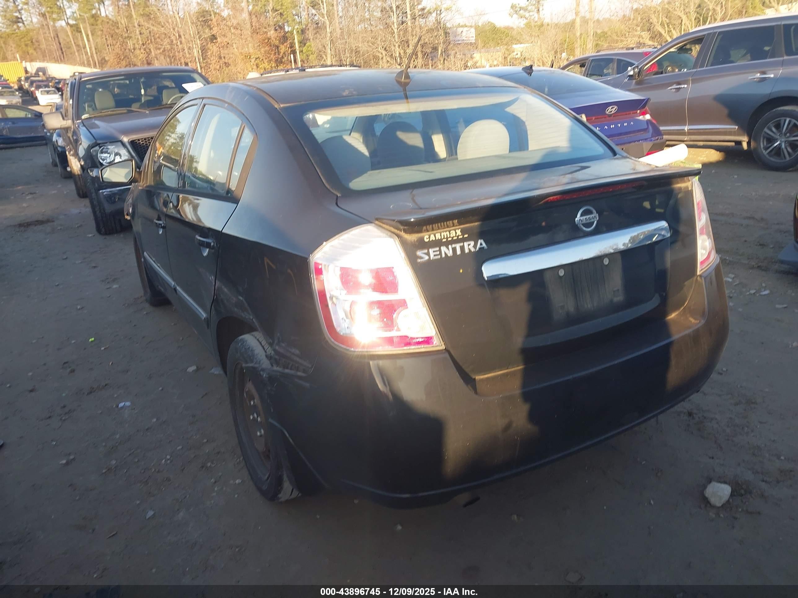 NISSAN SENTRA image 3