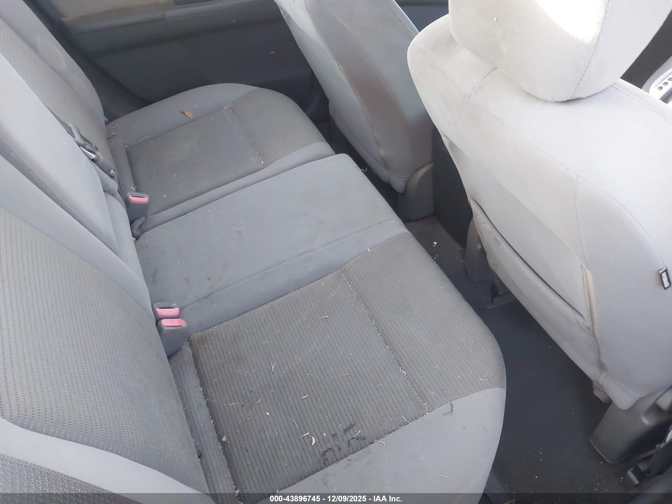 NISSAN SENTRA image 8