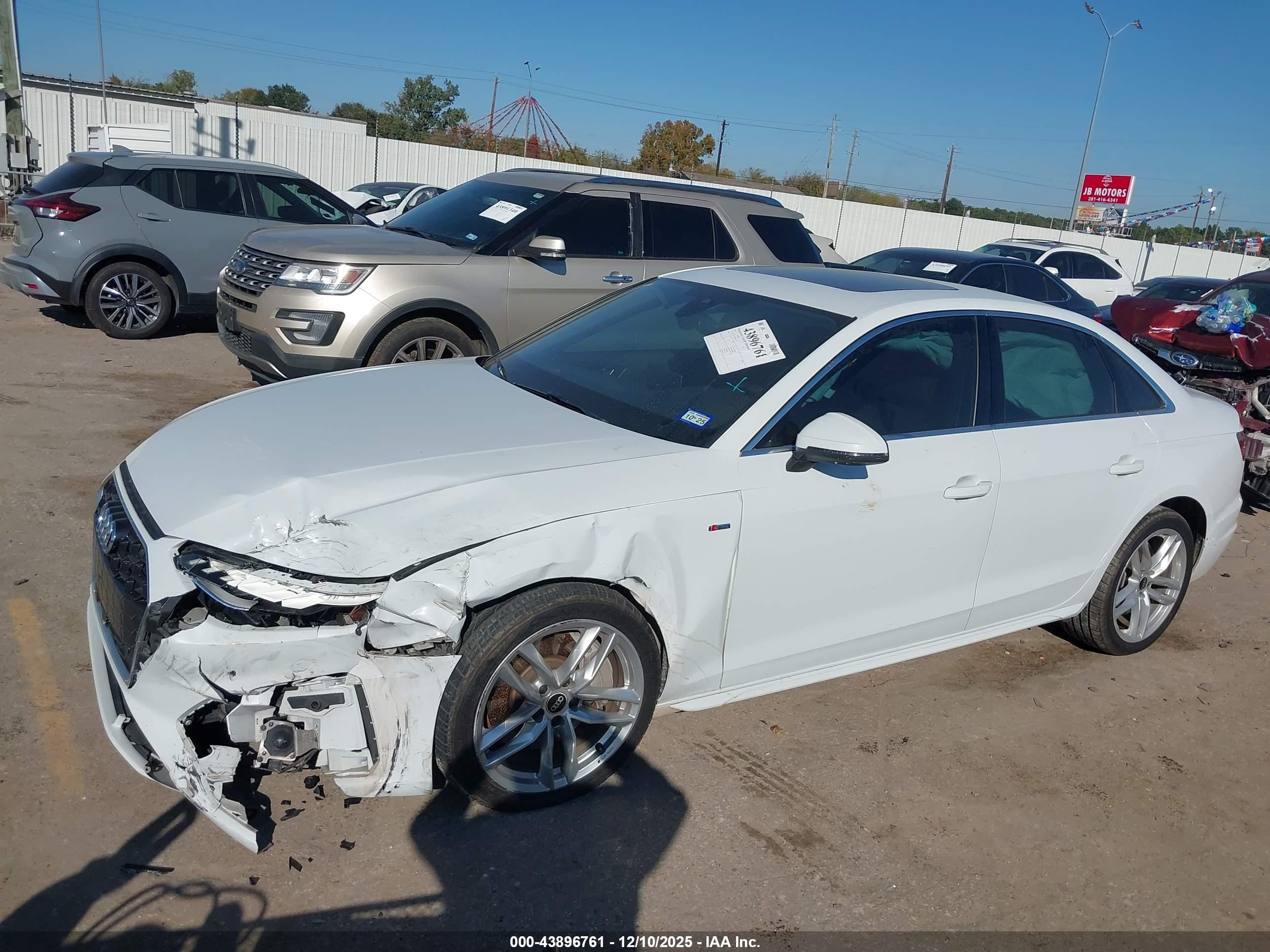 AUDI A4 image 6