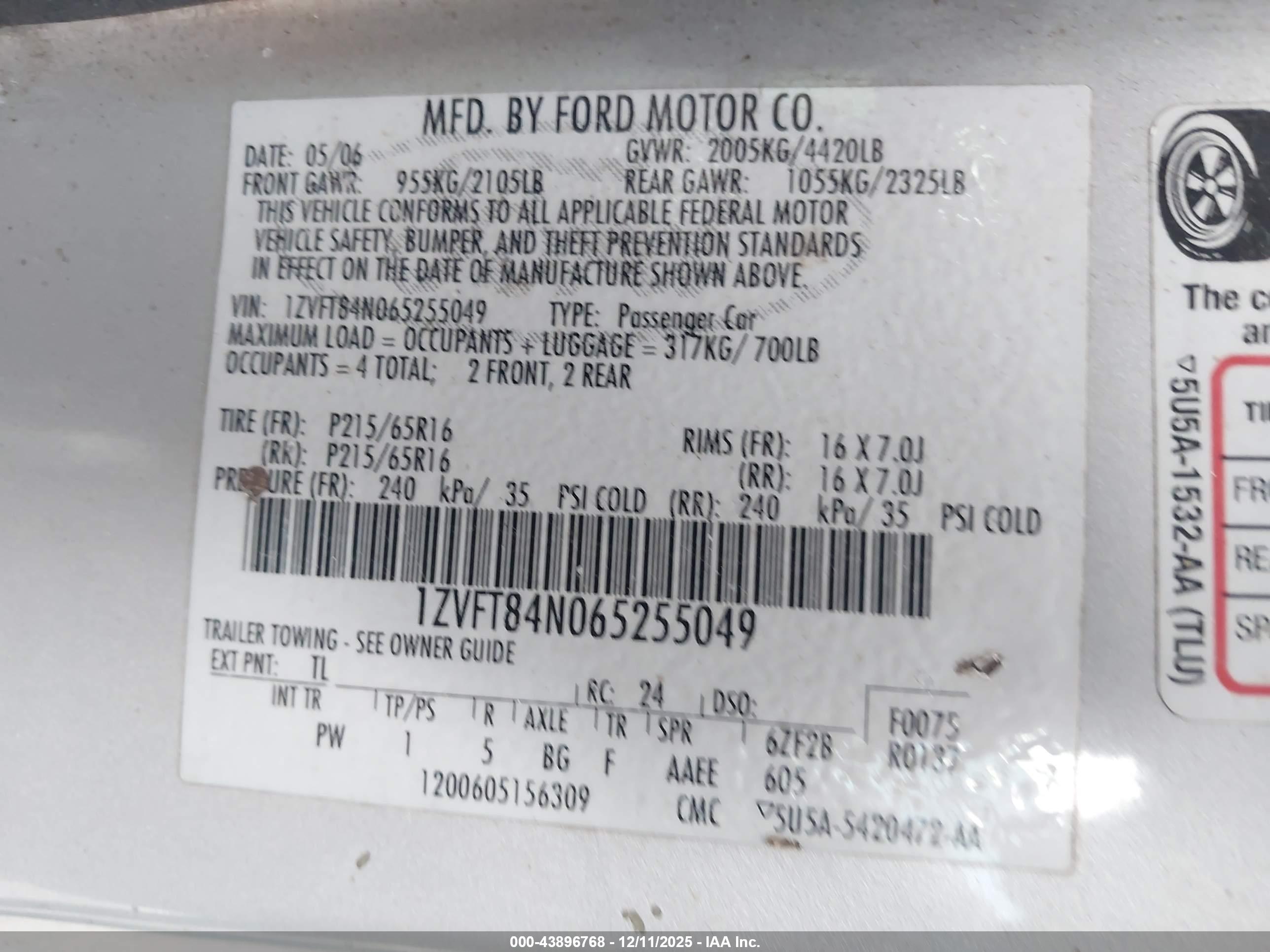 FORD MUSTANG image 9