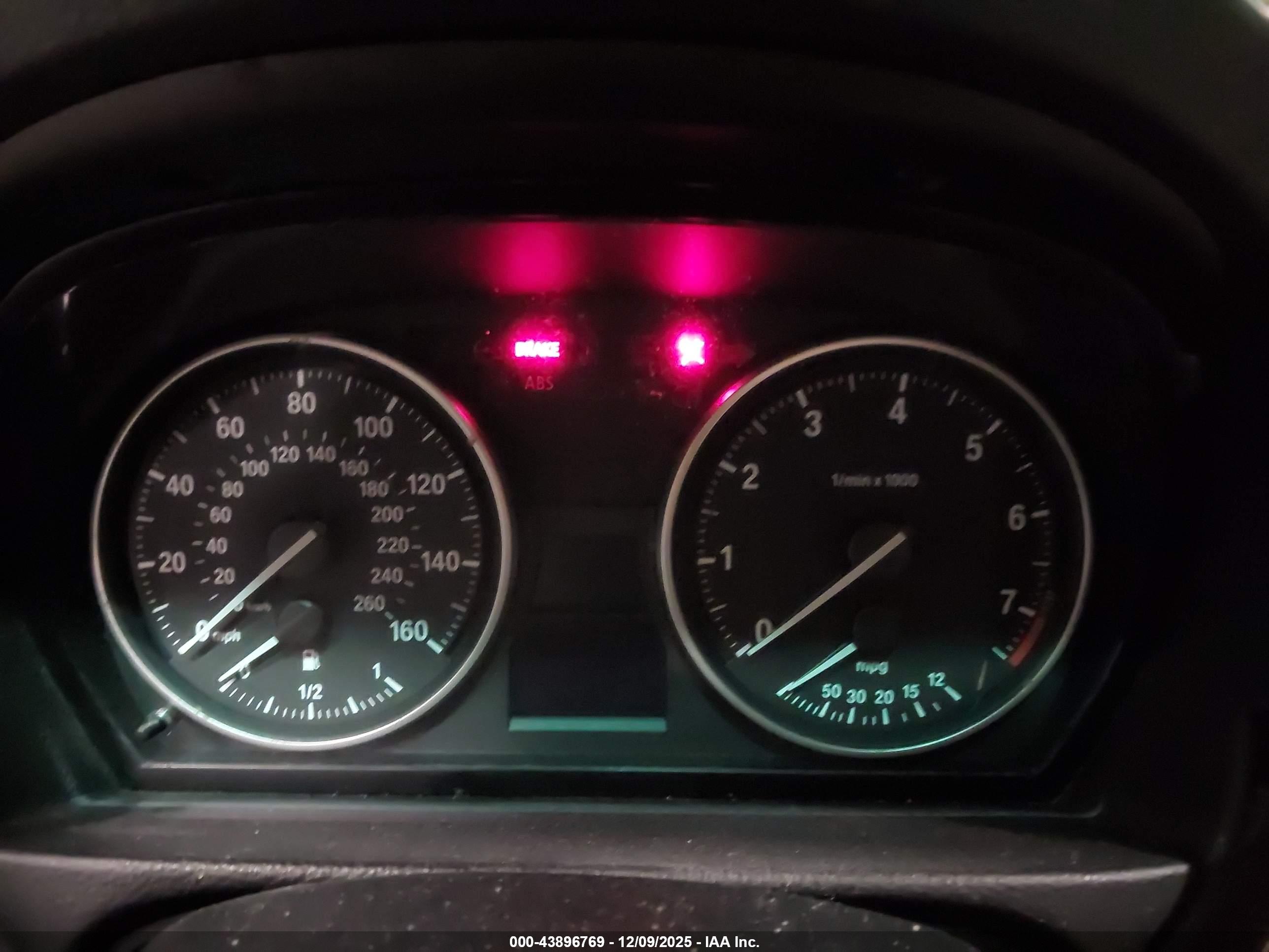 BMW 328I image 7