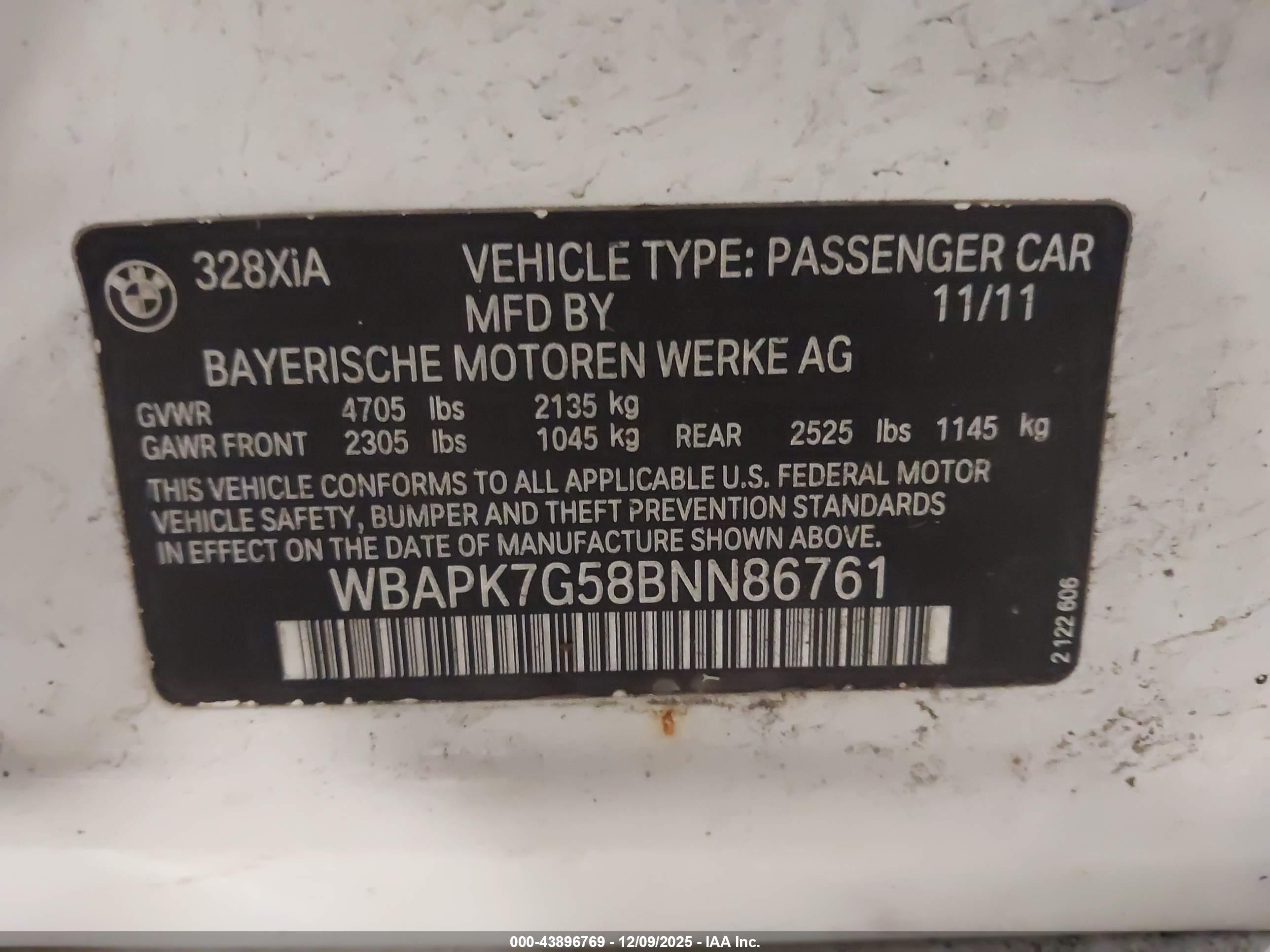 BMW 328I image 9