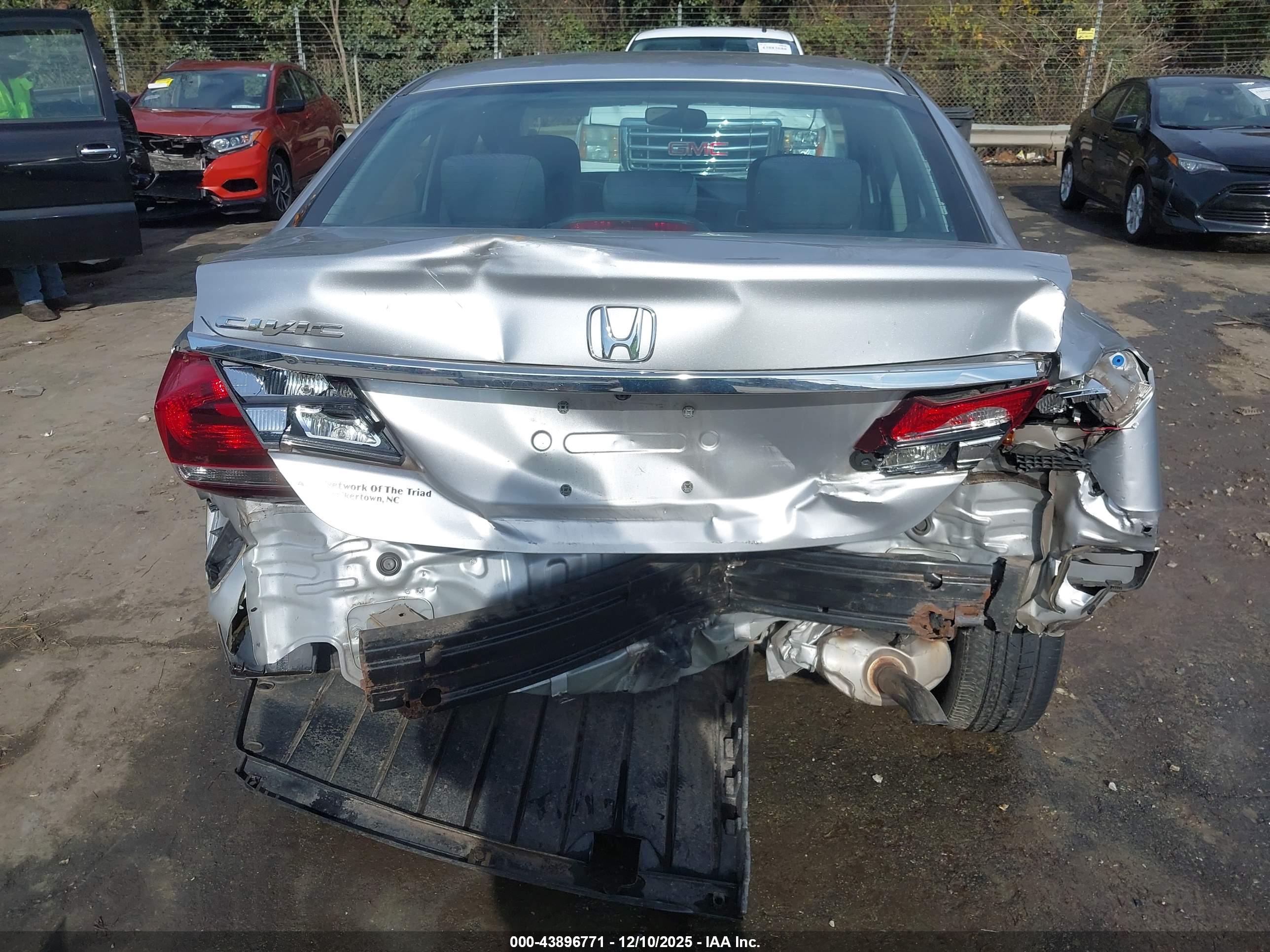 HONDA CIVIC image 6