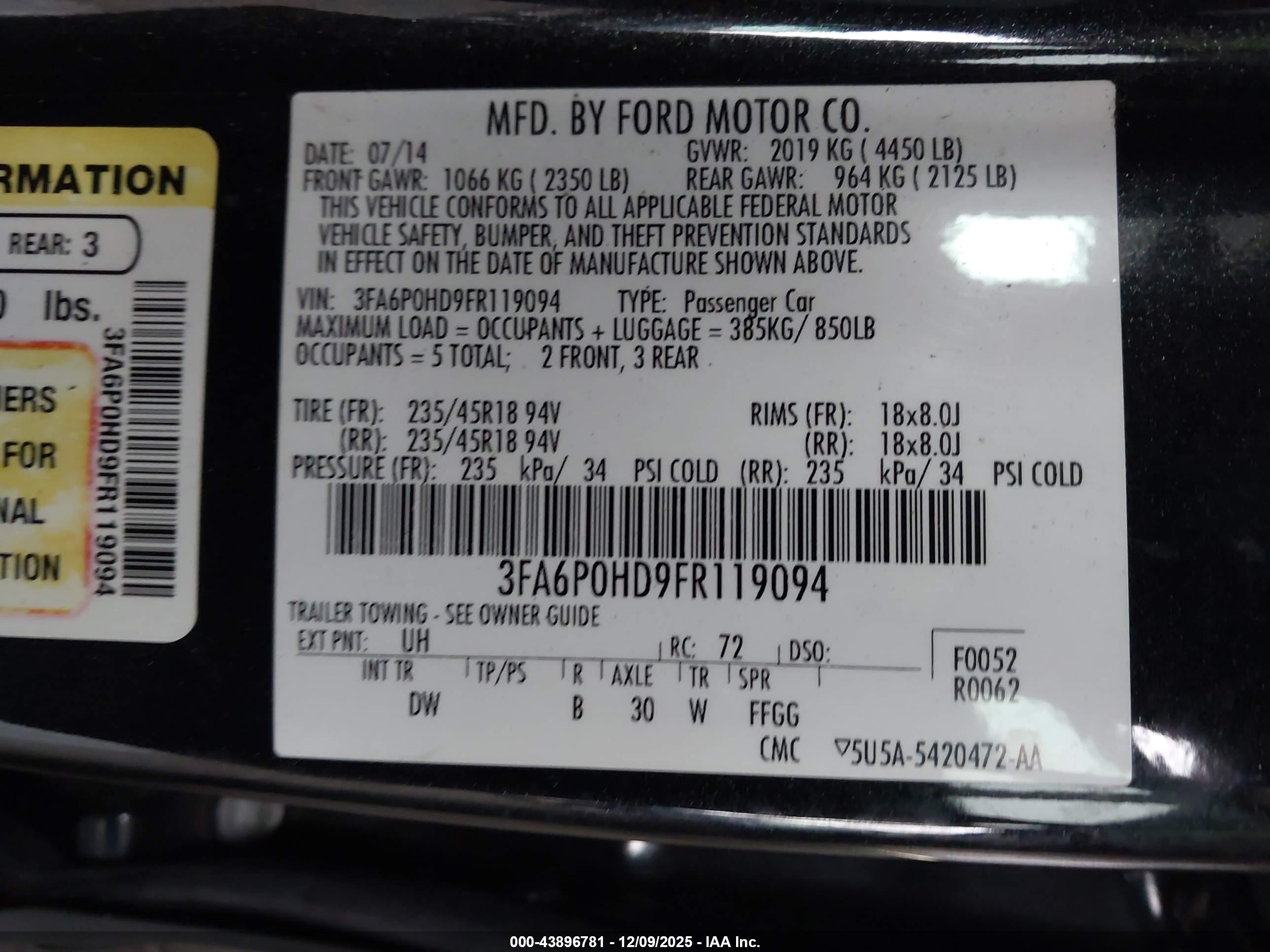 FORD FUSION image 9