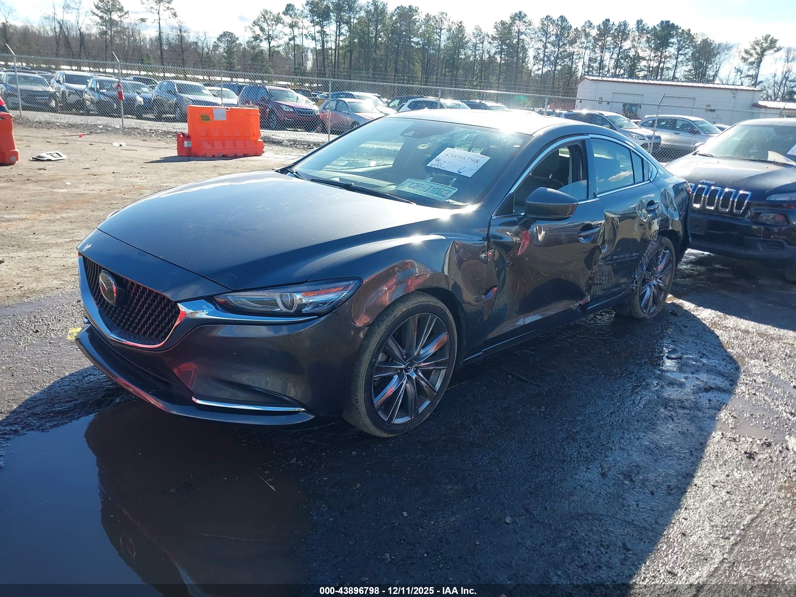 MAZDA MAZDA6 image 2