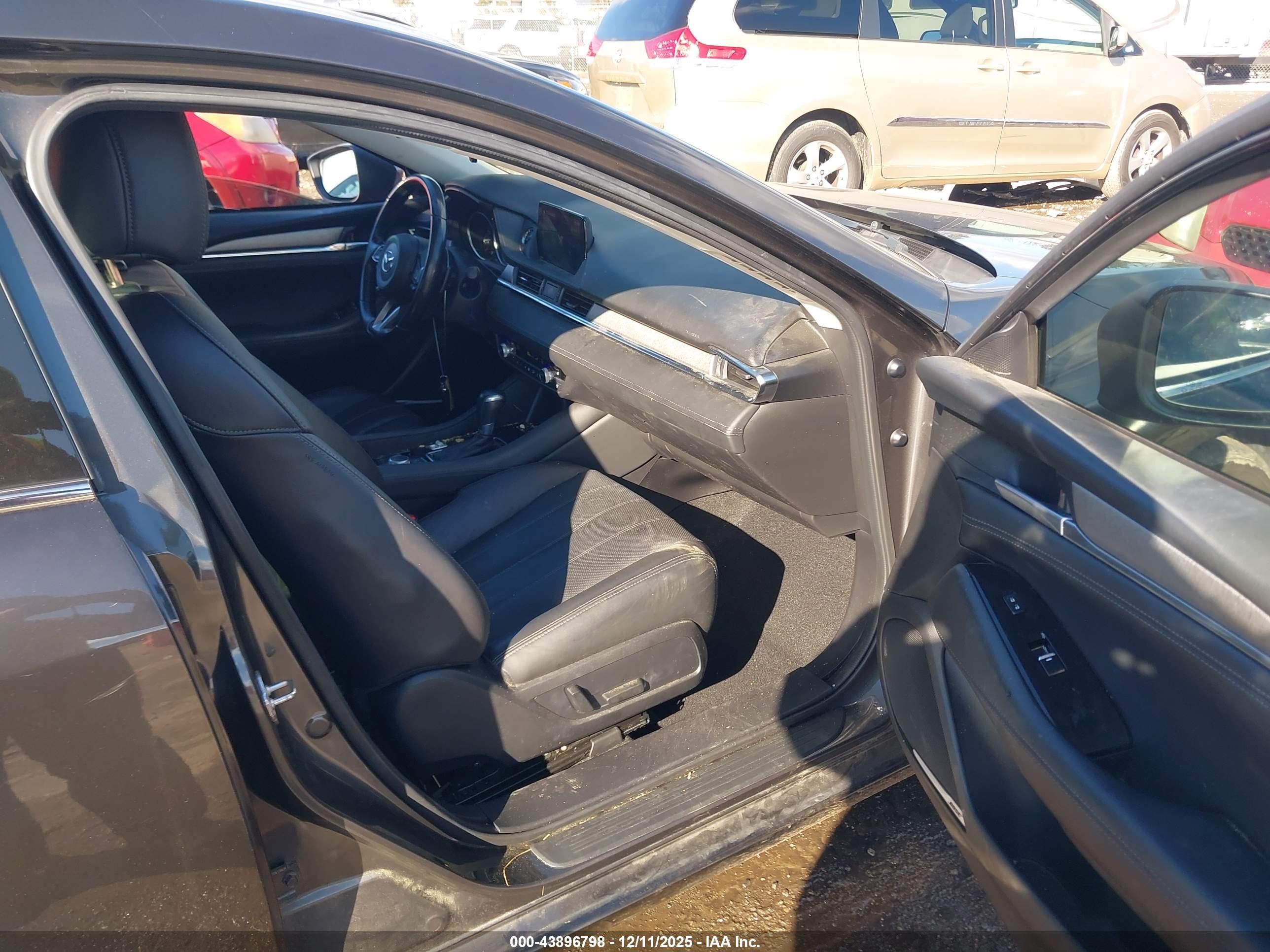 MAZDA MAZDA6 image 5