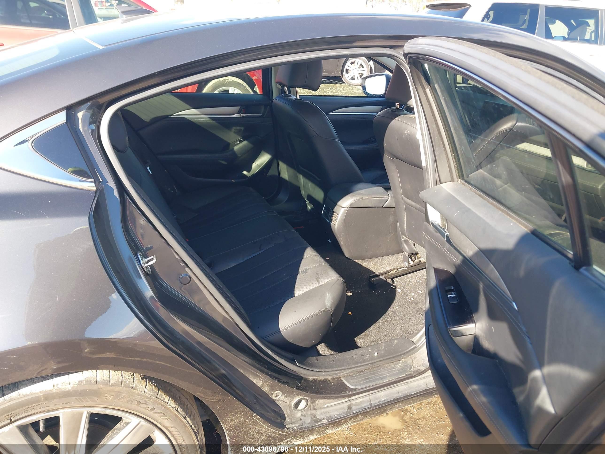 MAZDA MAZDA6 image 8