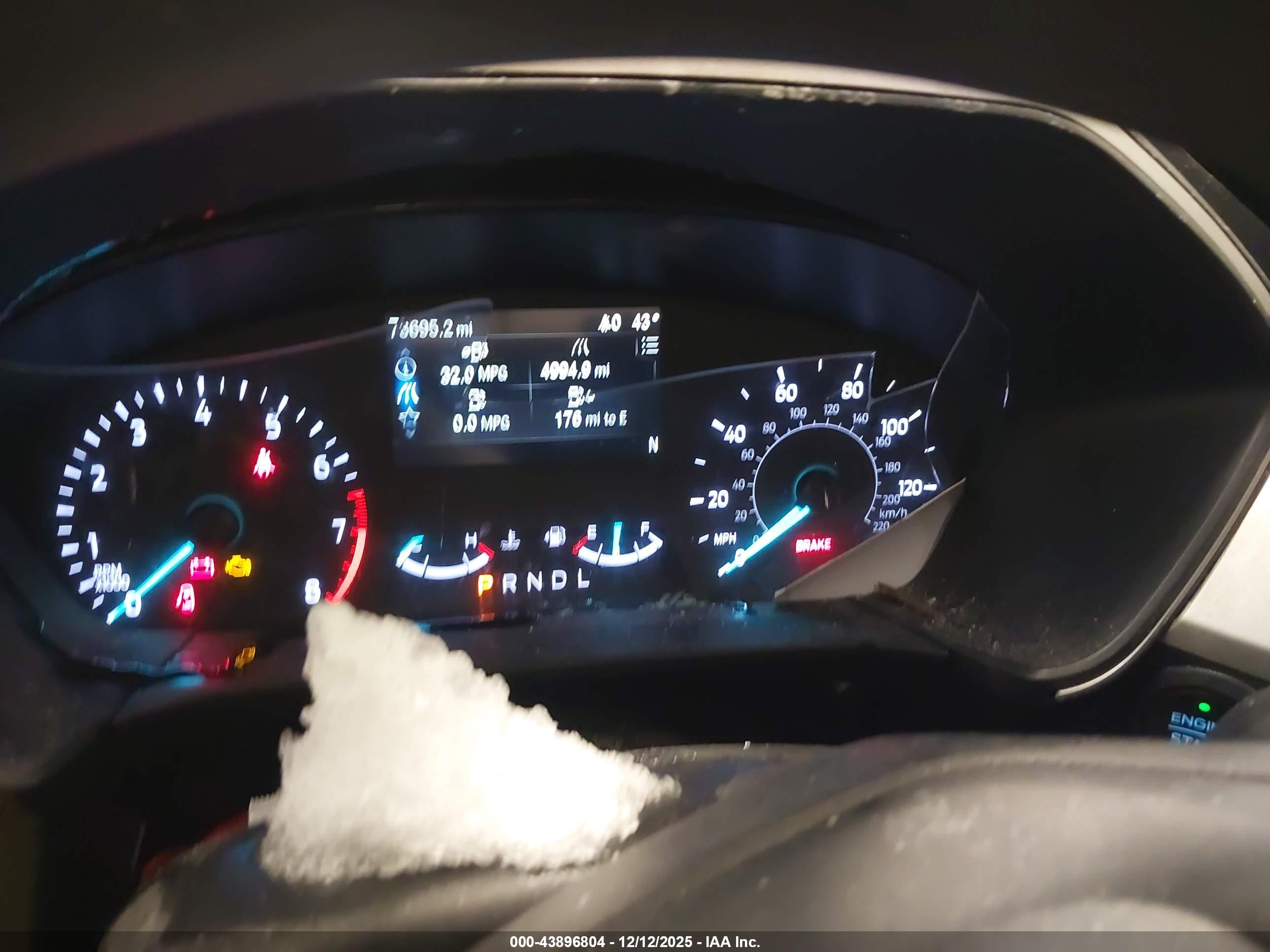 FORD ESCAPE image 7