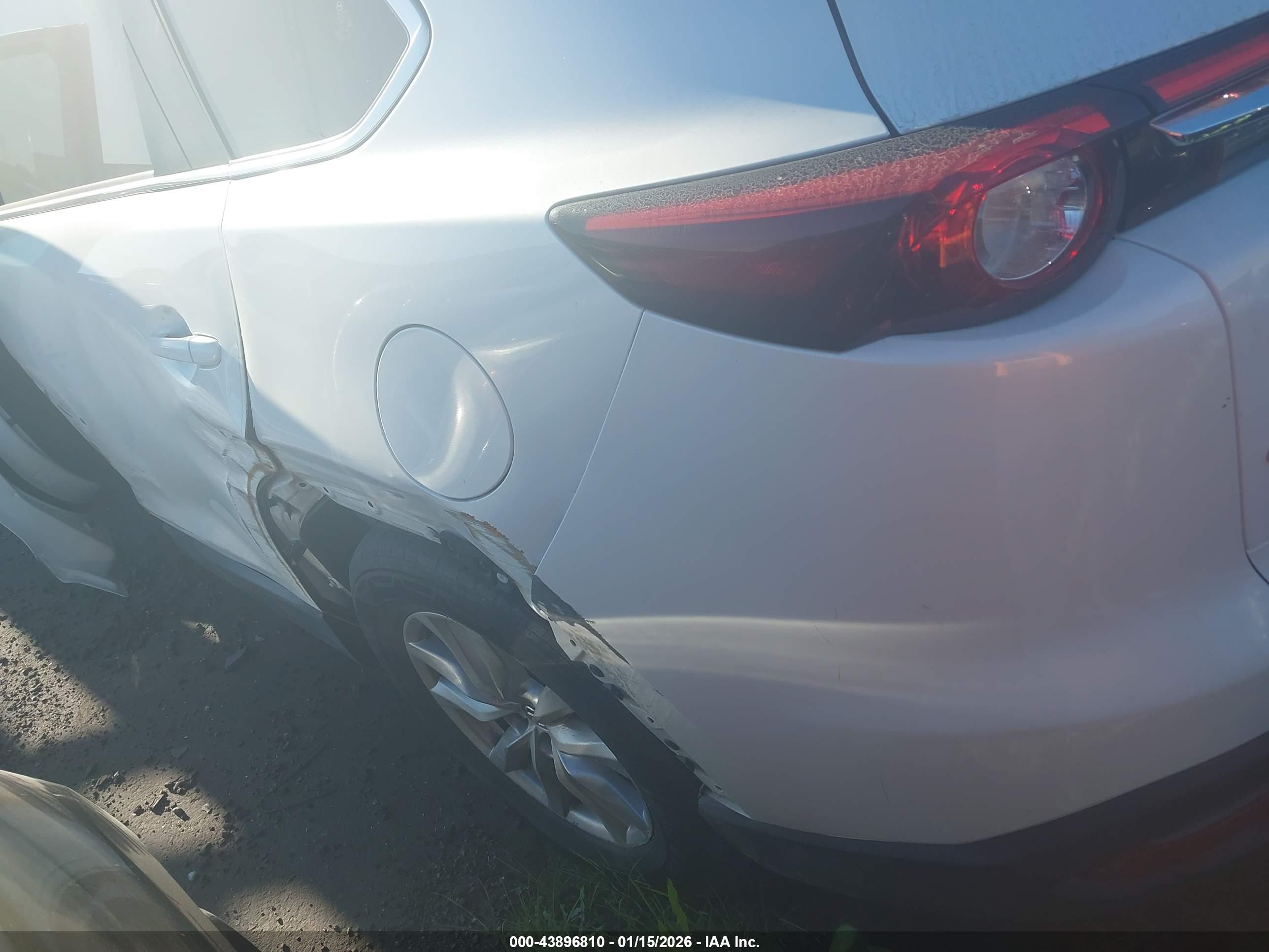 MAZDA CX-9 image 3