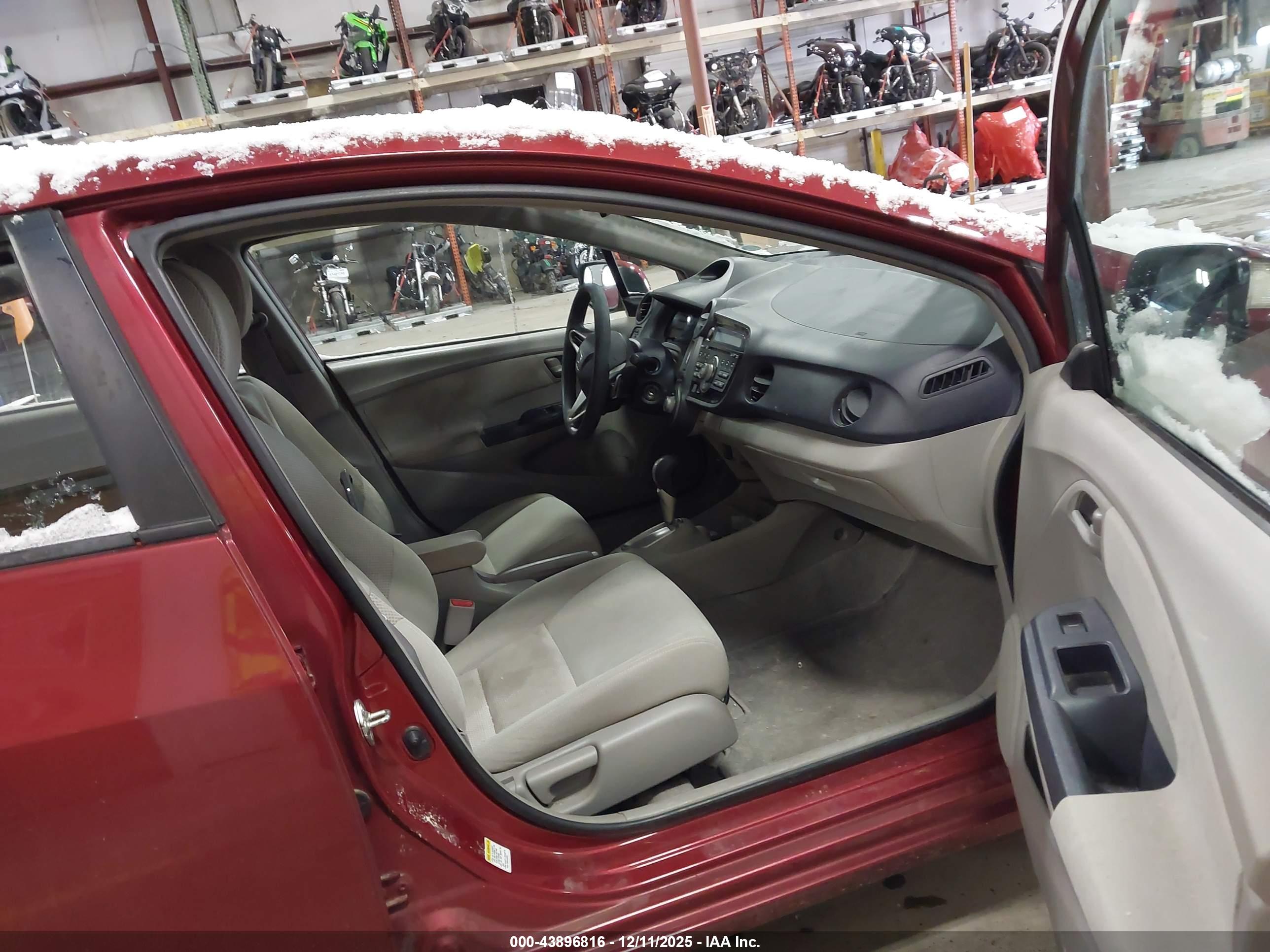 HONDA INSIGHT image 5