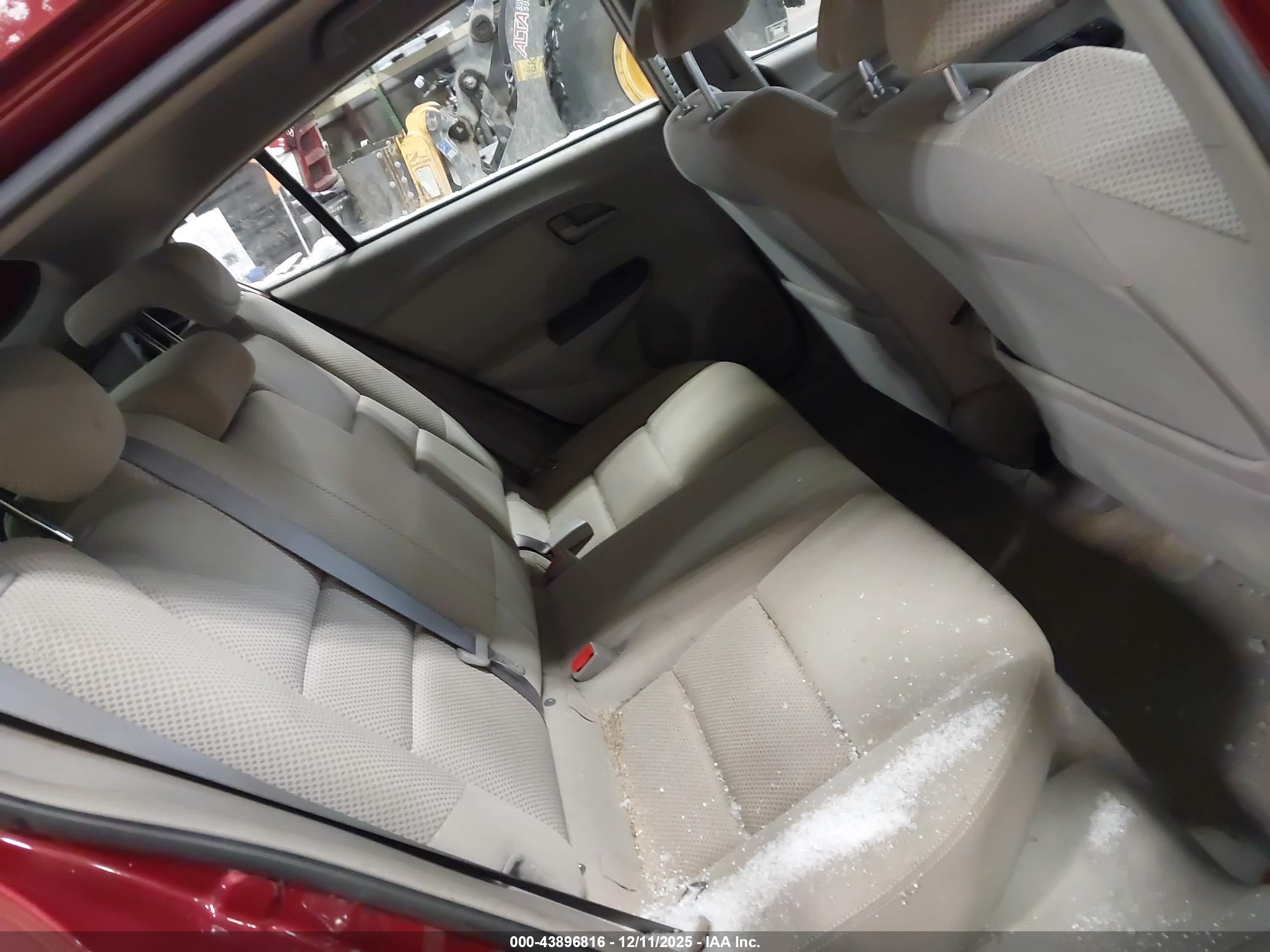 HONDA INSIGHT image 8