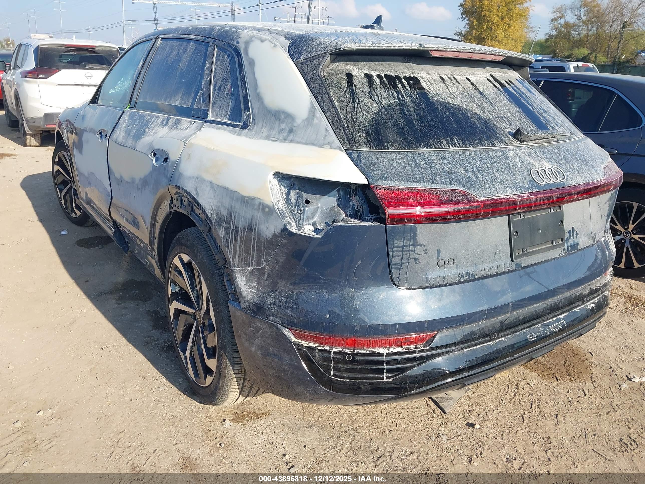 AUDI Q8 image 3