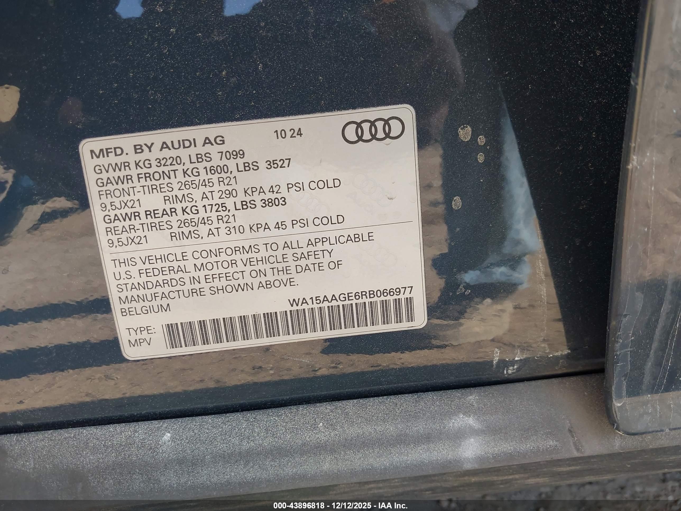 AUDI Q8 image 9