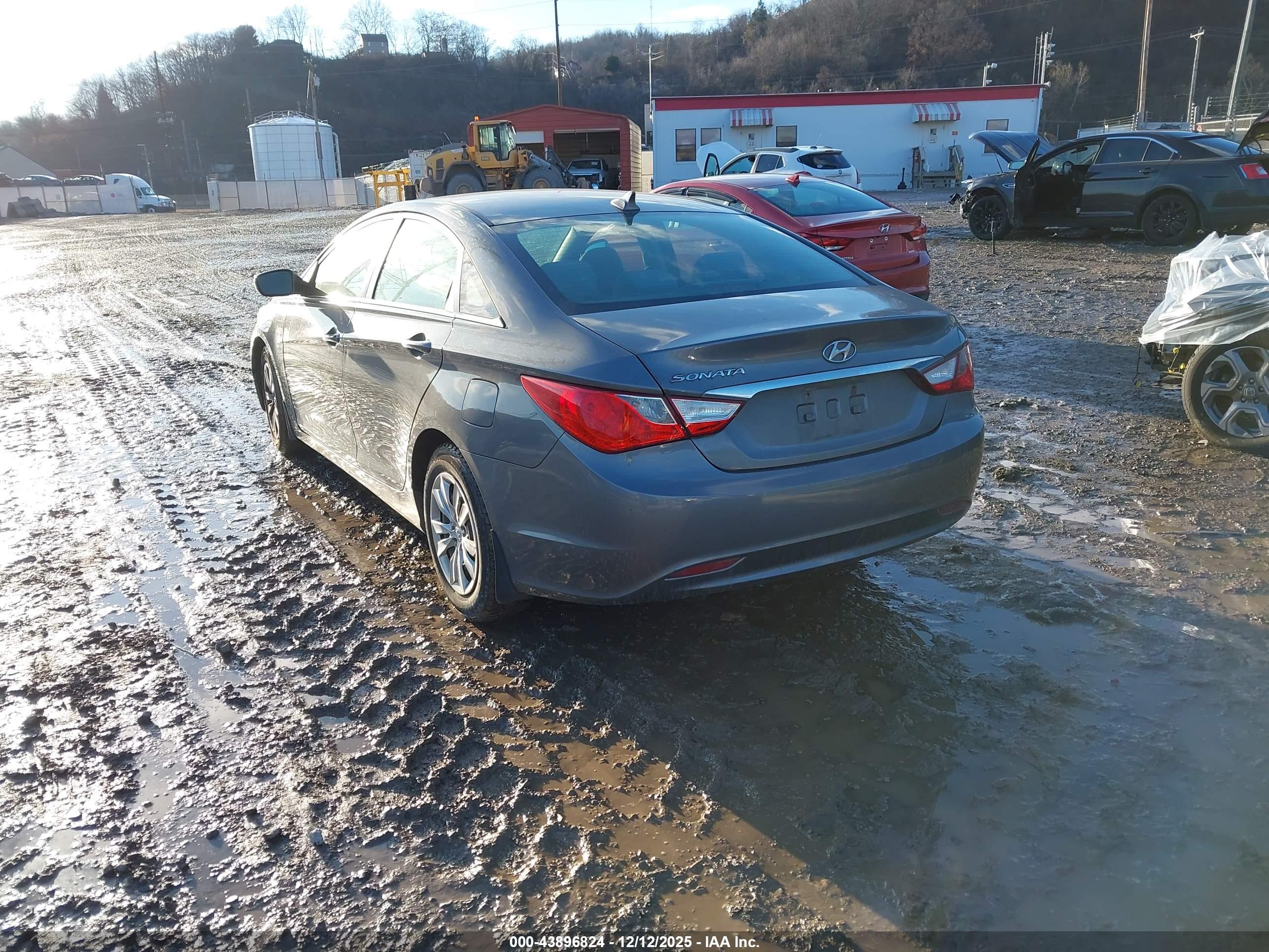 HYUNDAI SONATA image 3