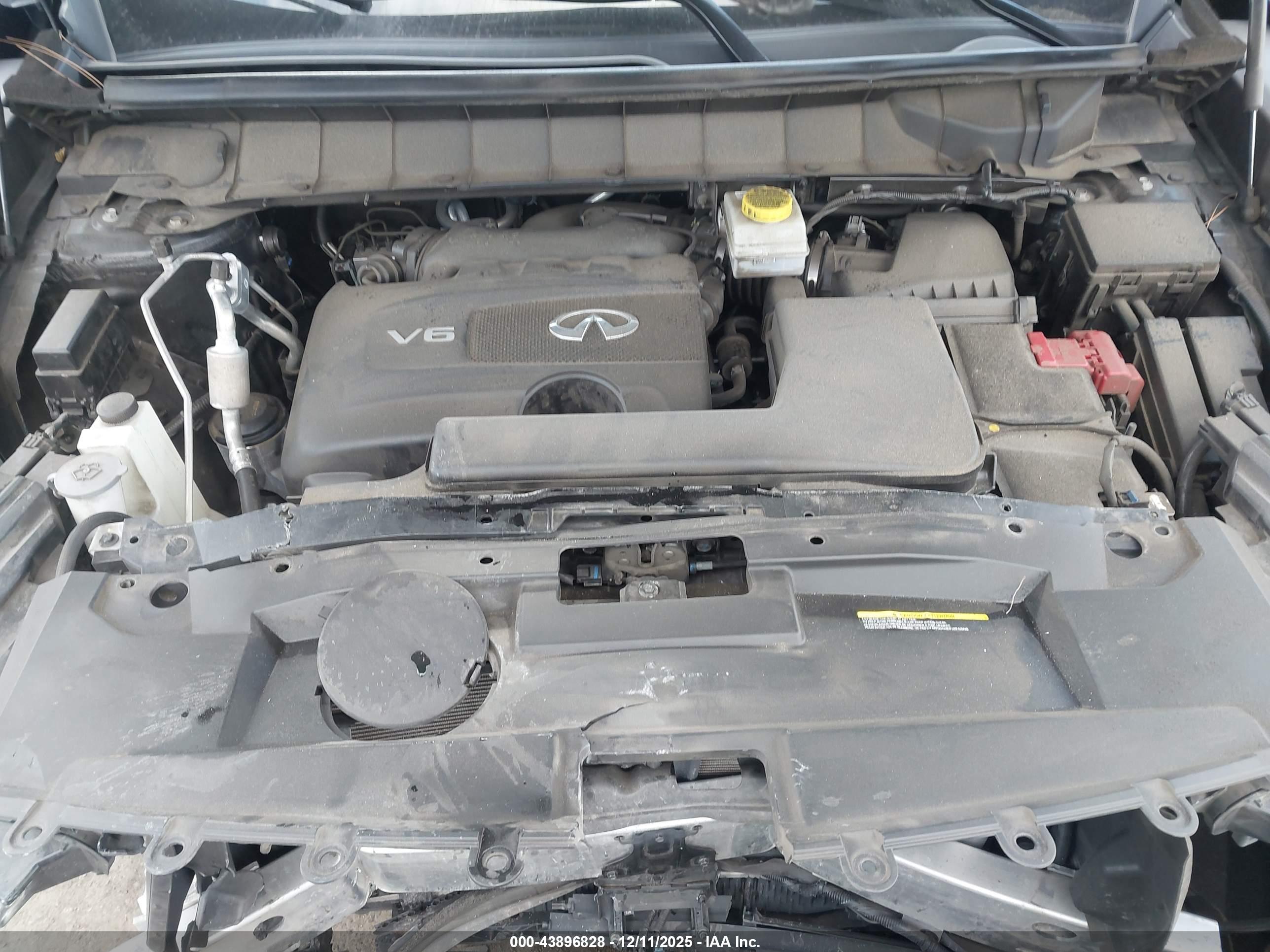 INFINITI QX60 image 10