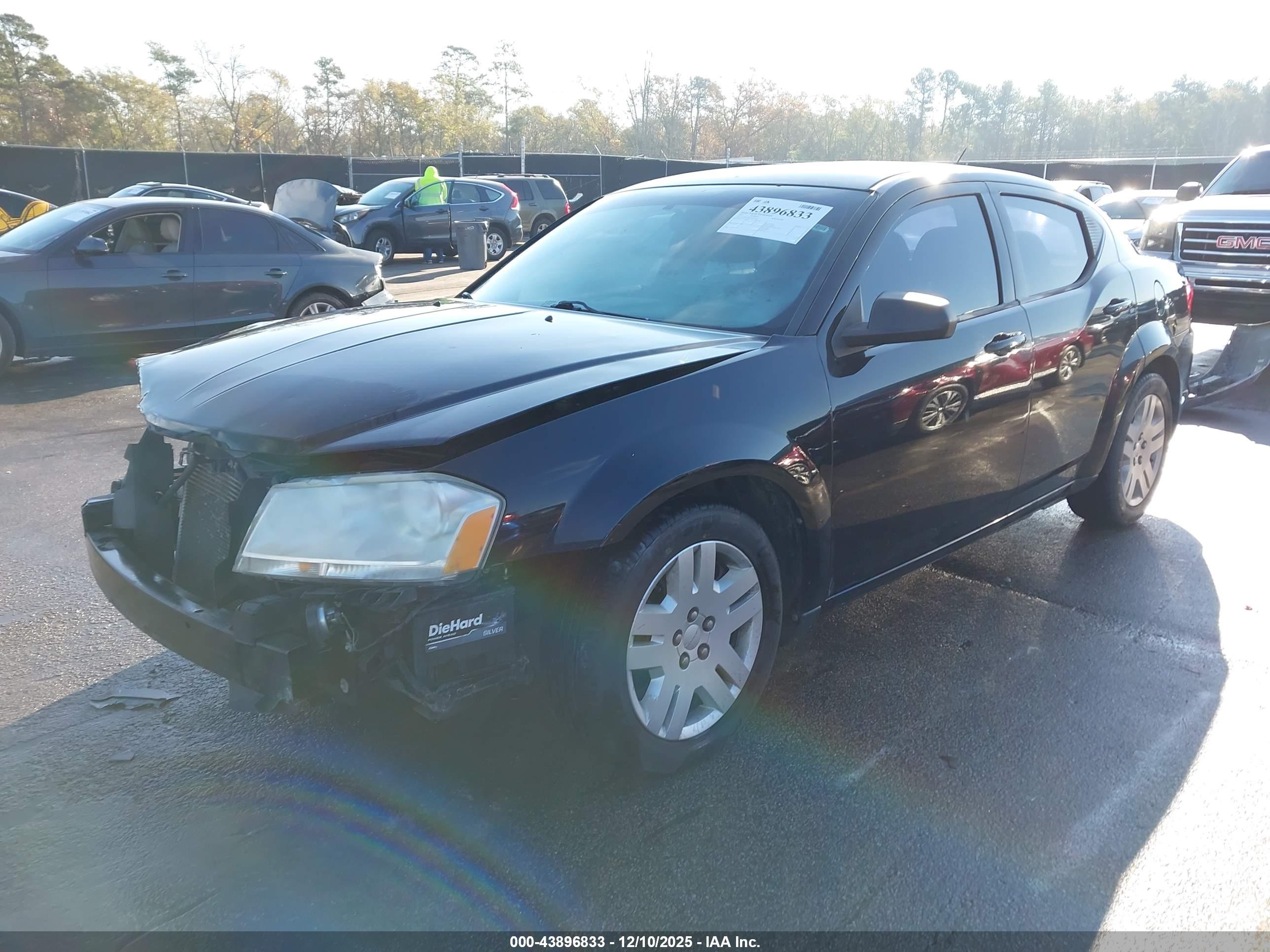 DODGE AVENGER image 2