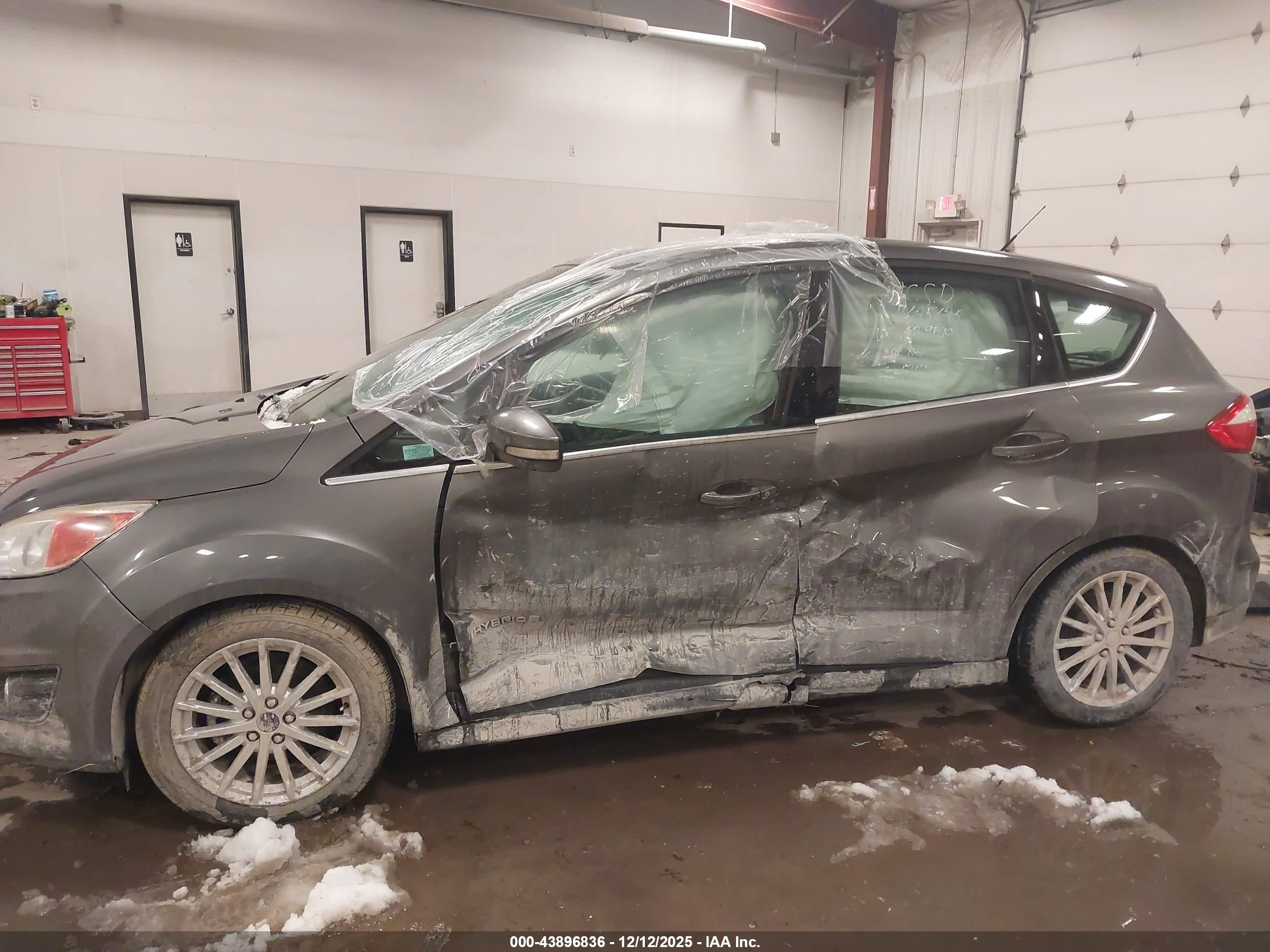 FORD C-MAX image 6