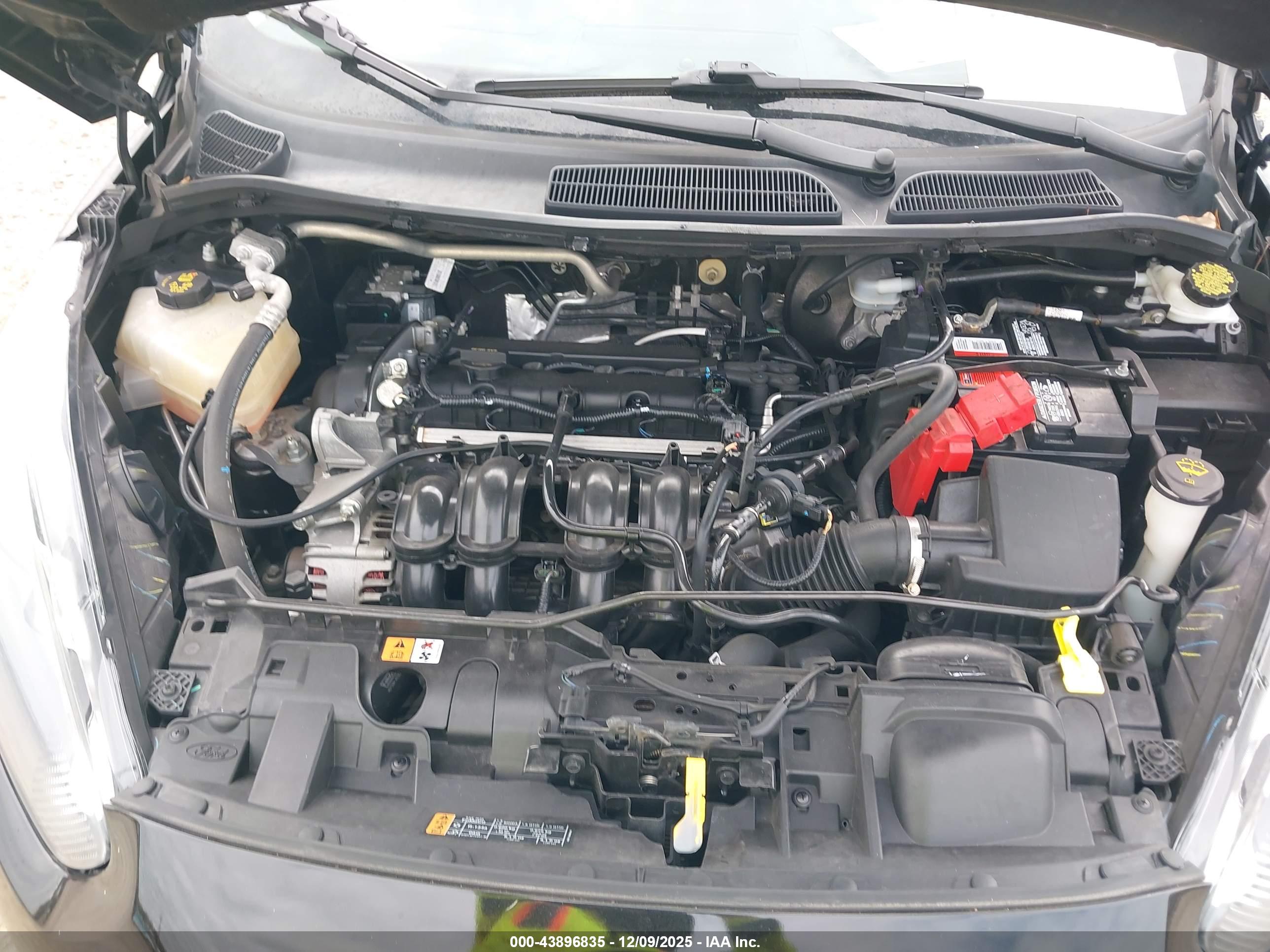 FORD FIESTA image 10