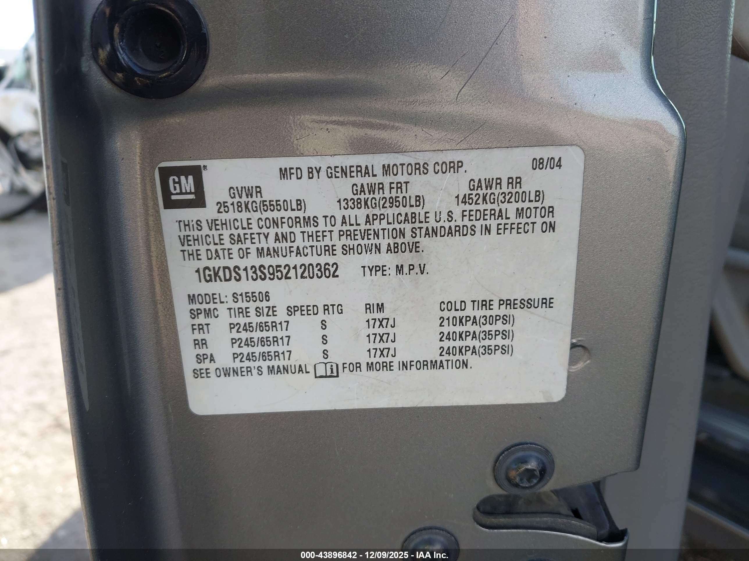GMC ENVOY image 9
