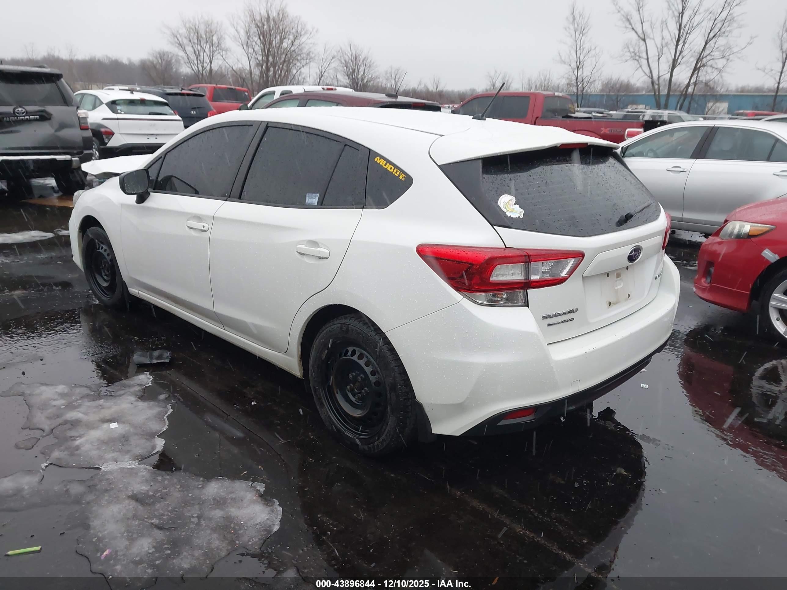 SUBARU IMPREZA image 3