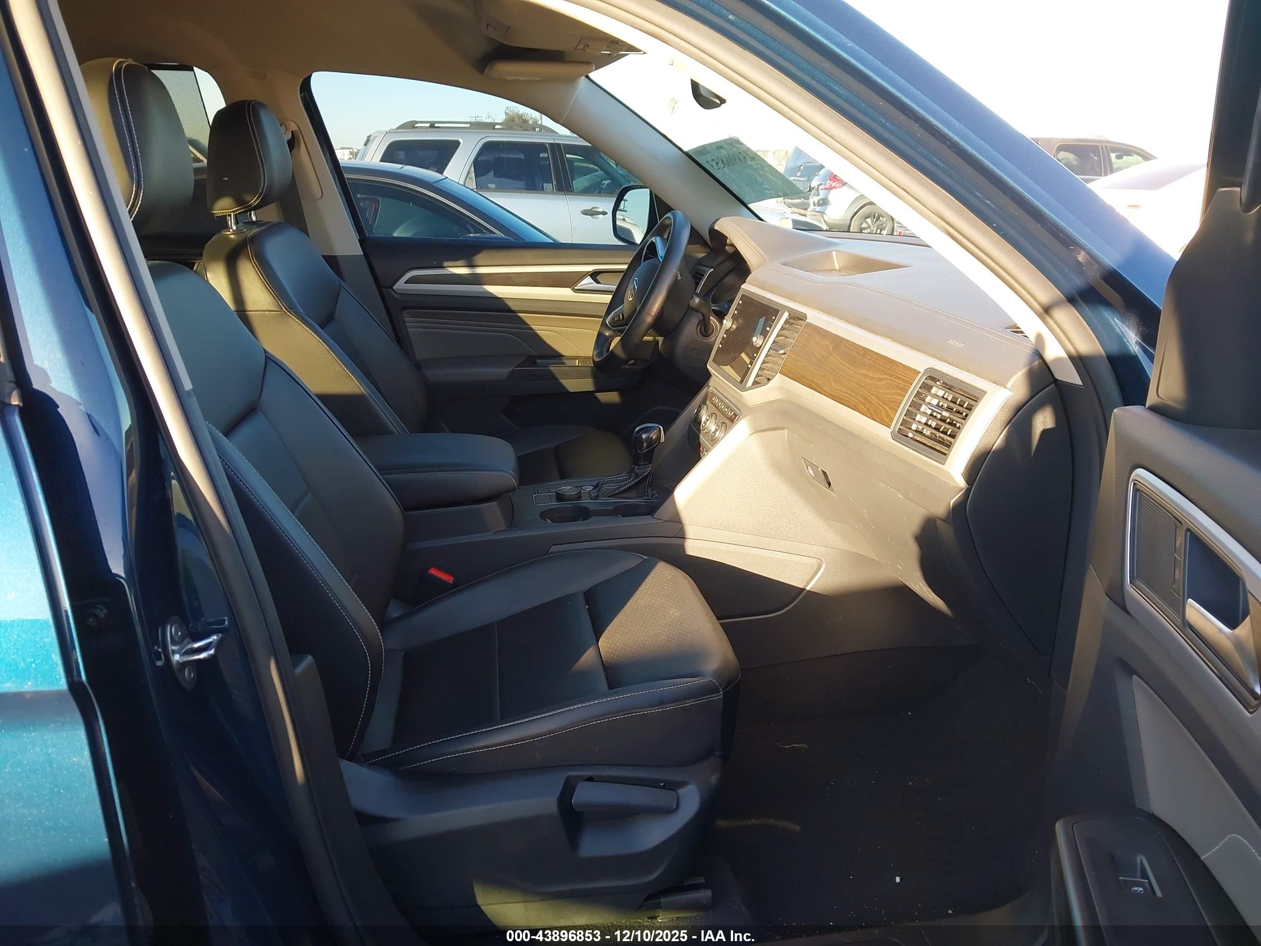 VOLKSWAGEN ATLAS image 5
