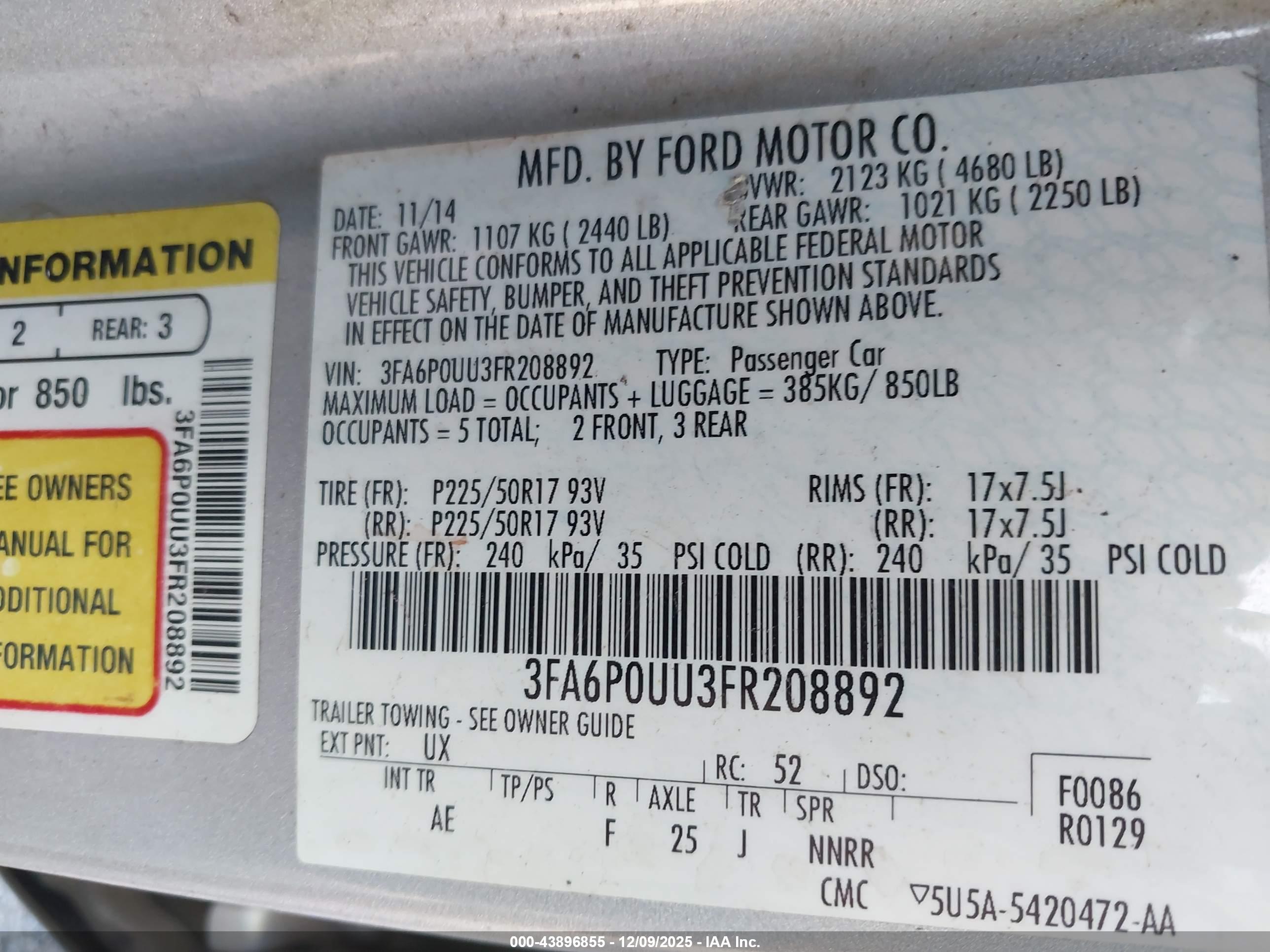 FORD FUSION image 9
