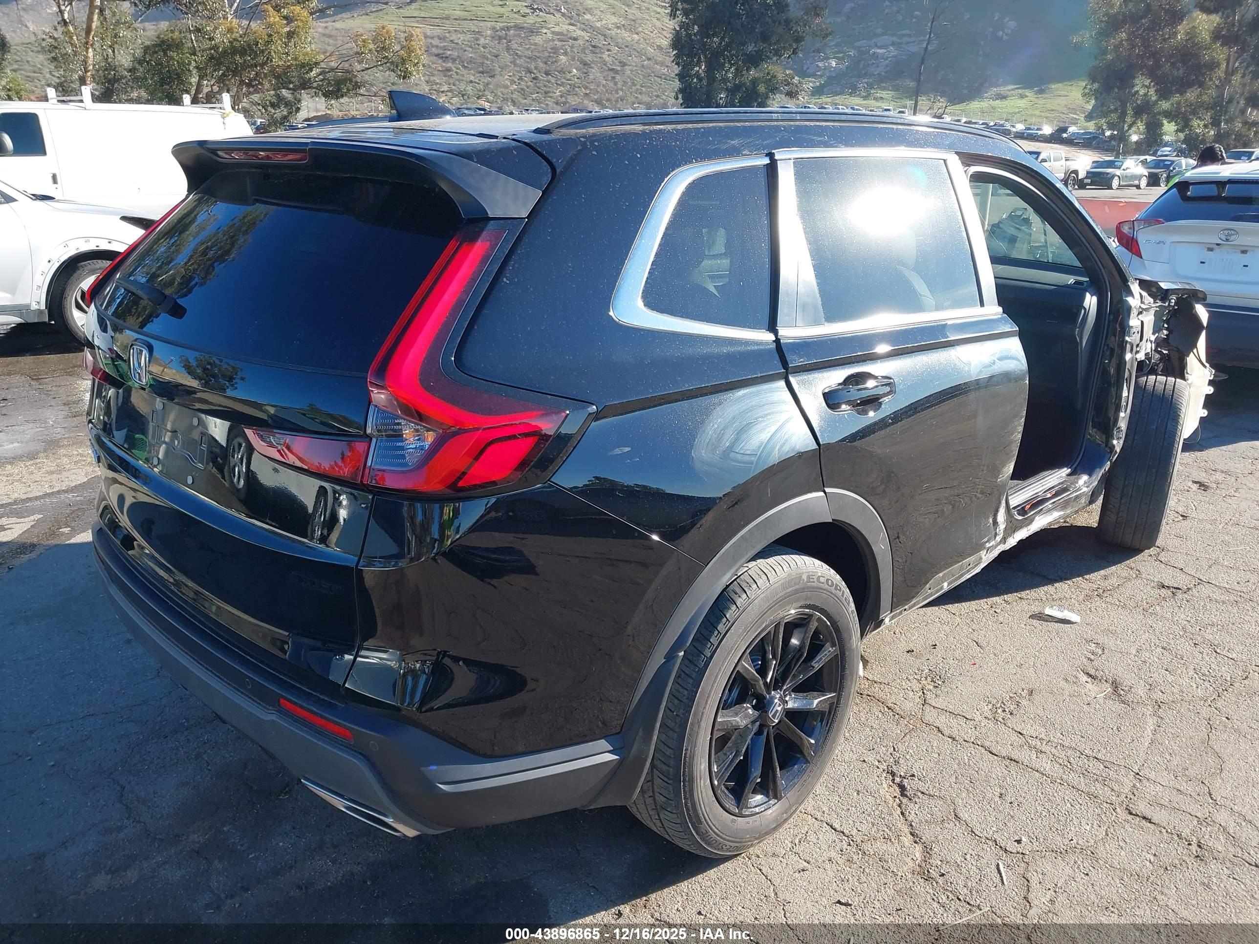 HONDA CR-V image 4