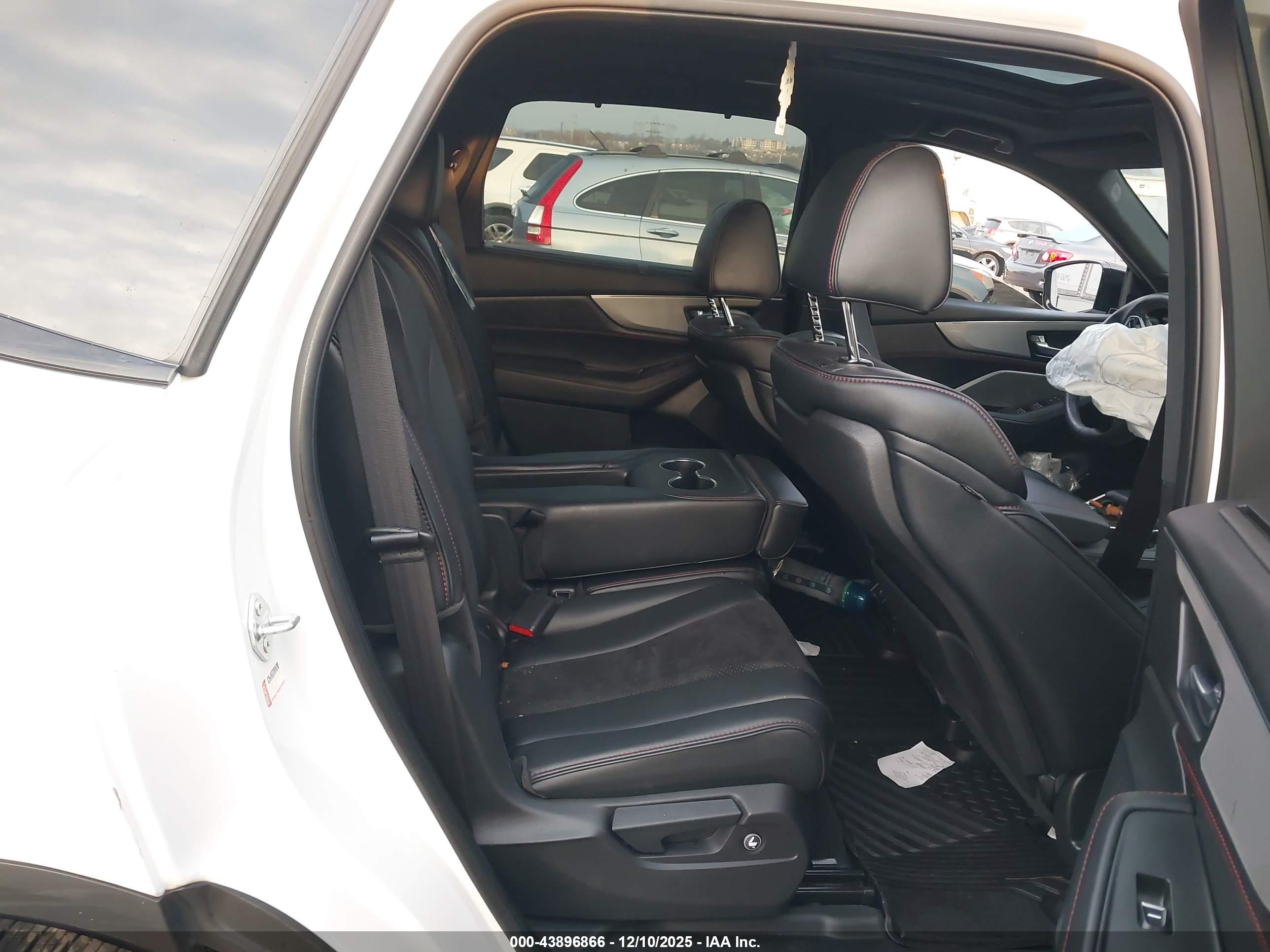 ACURA MDX image 8