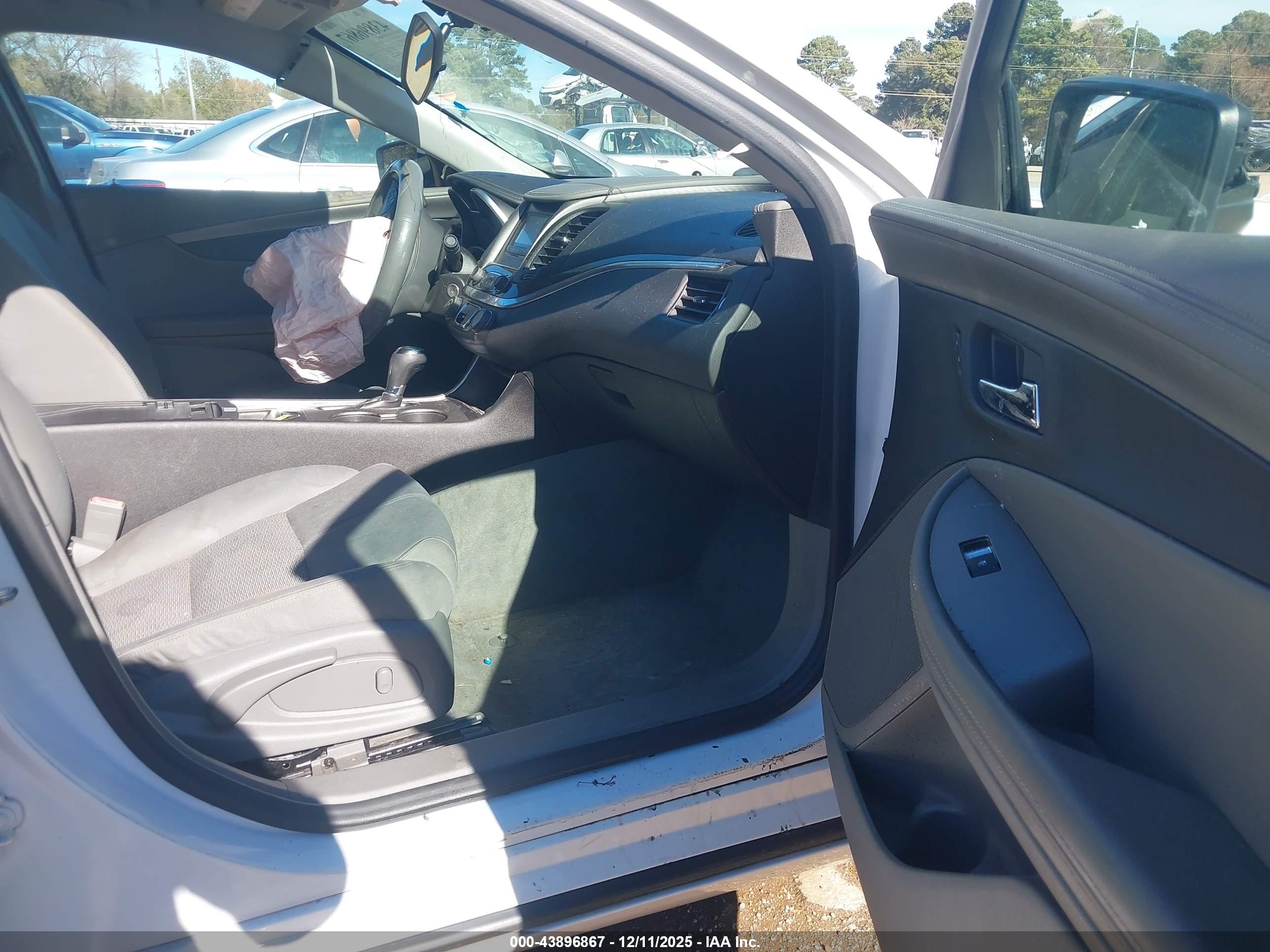 CHEVROLET IMPALA image 5