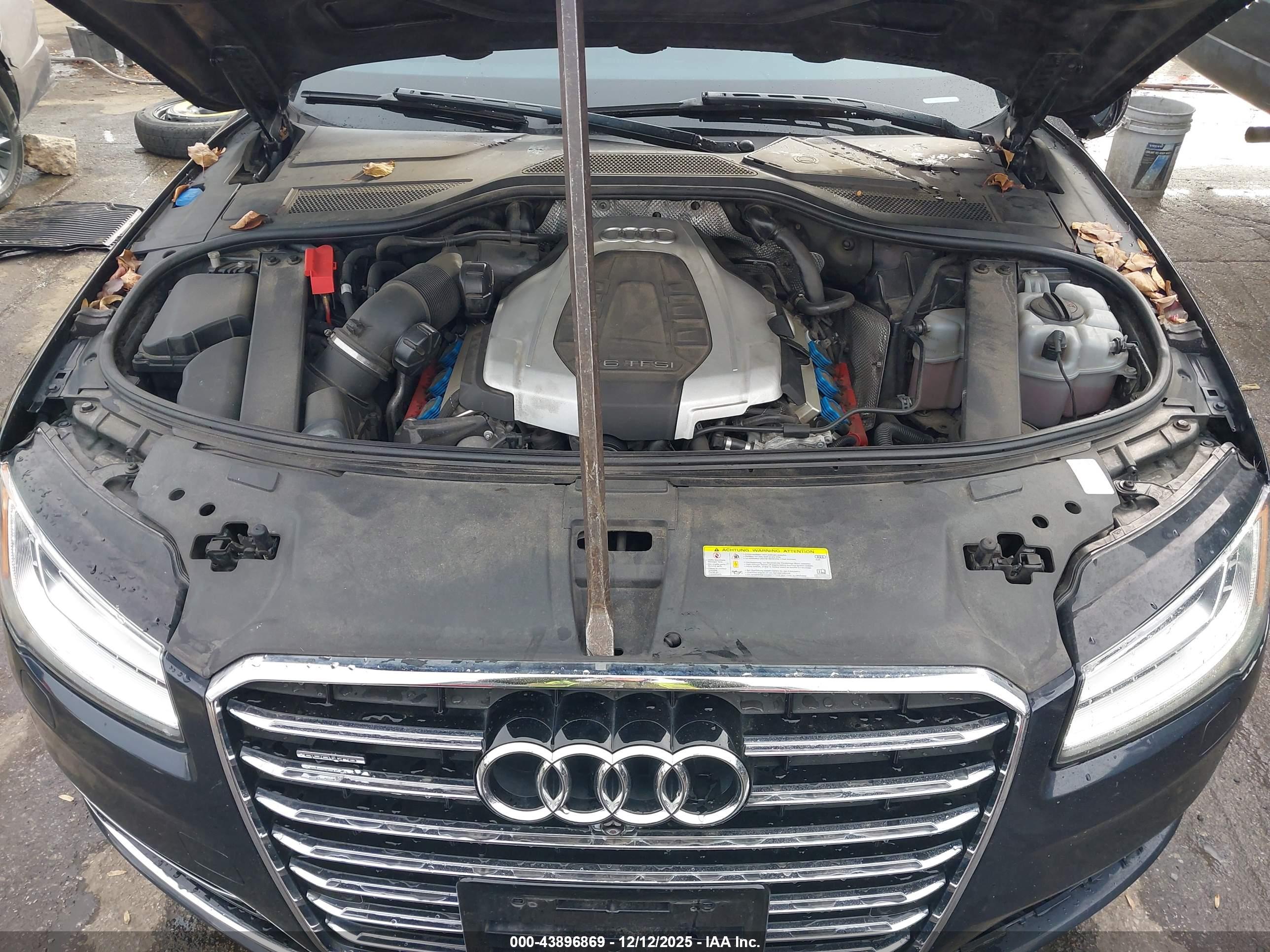 AUDI A8 image 10