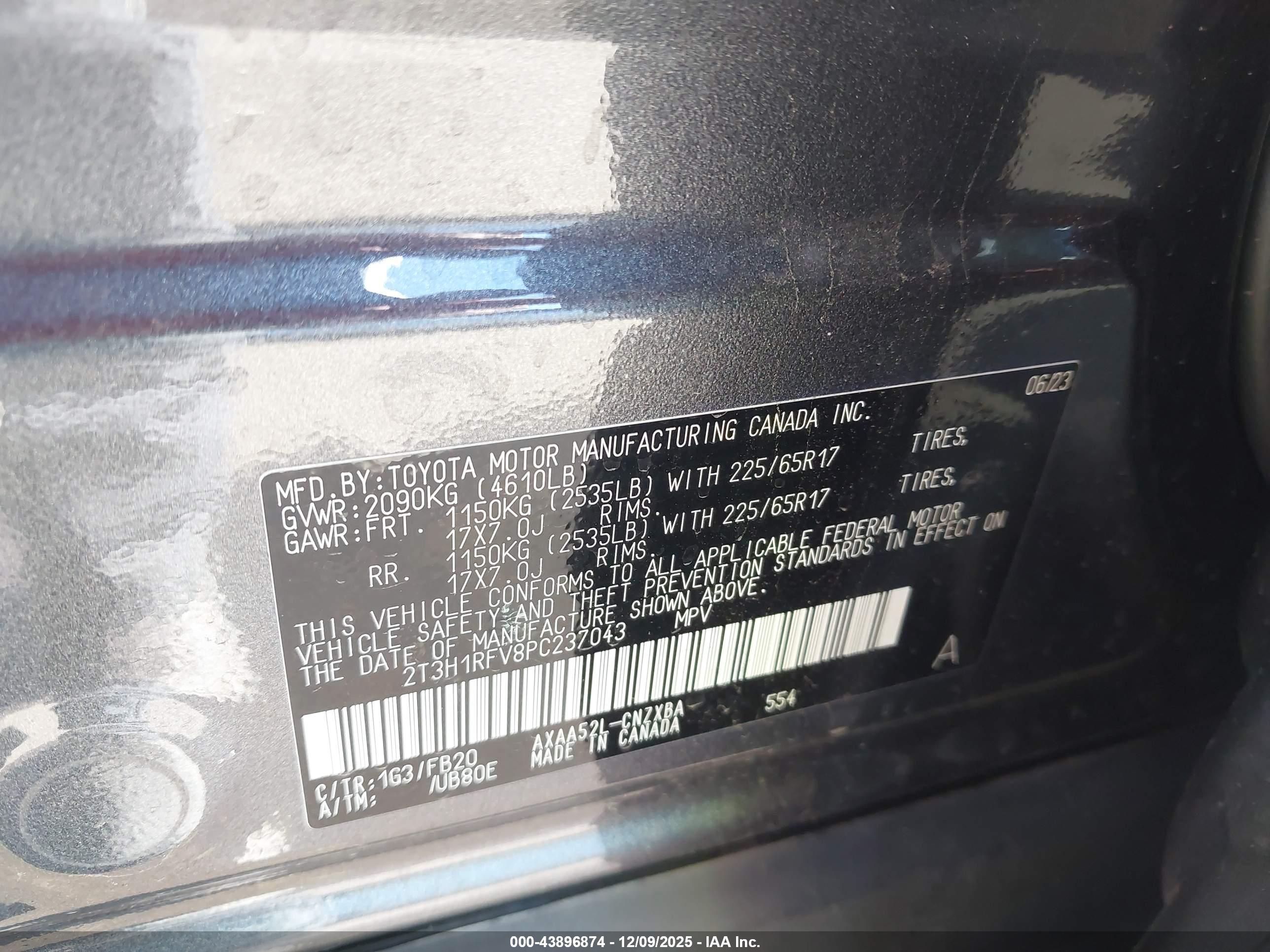 TOYOTA RAV4 image 9