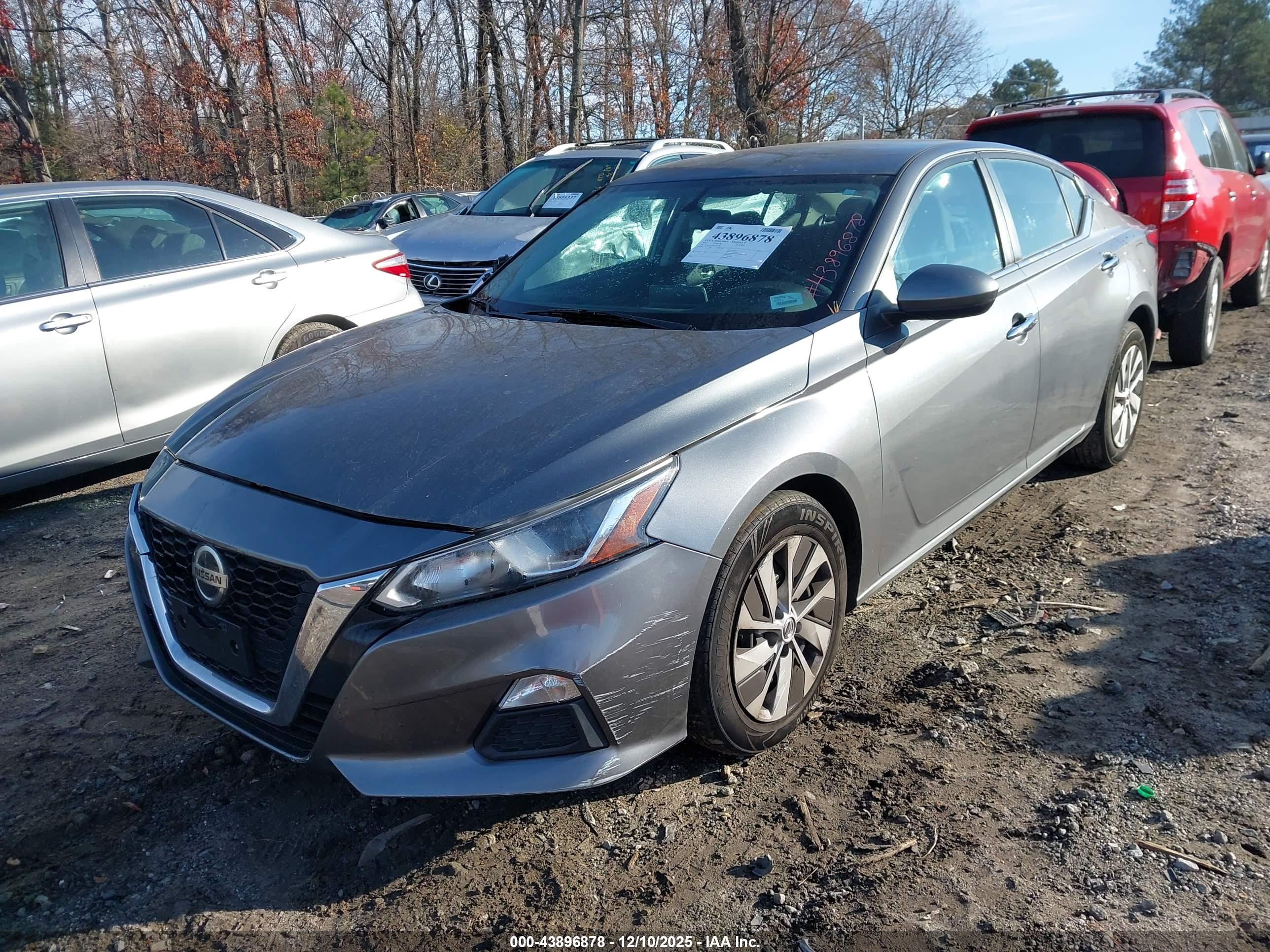 NISSAN ALTIMA image 2