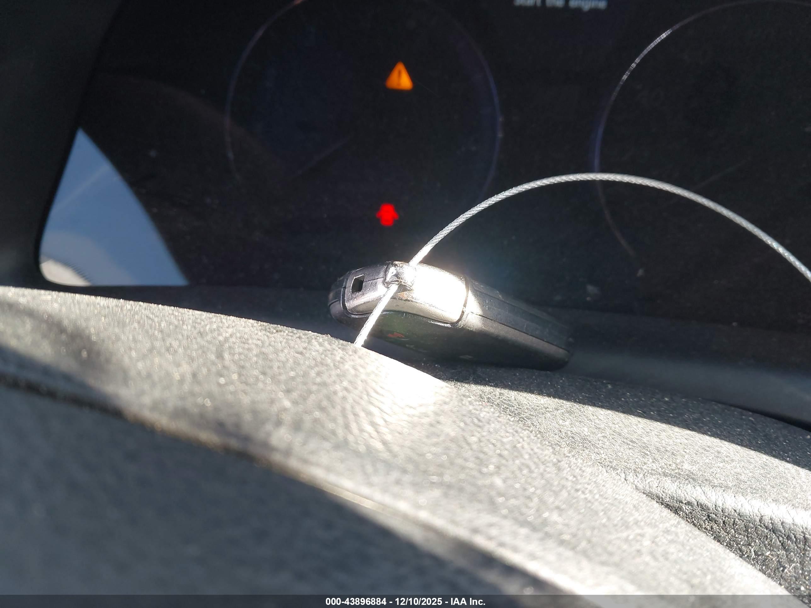 LEXUS LS image 11