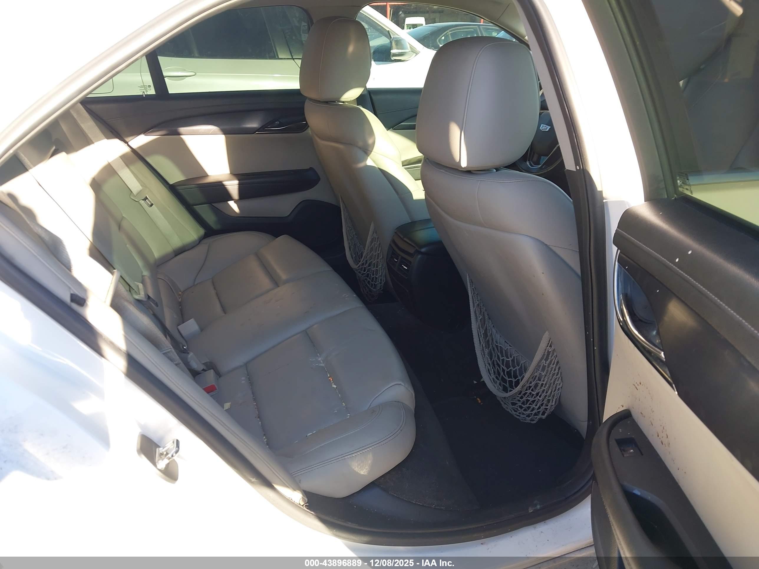 CADILLAC ATS image 8