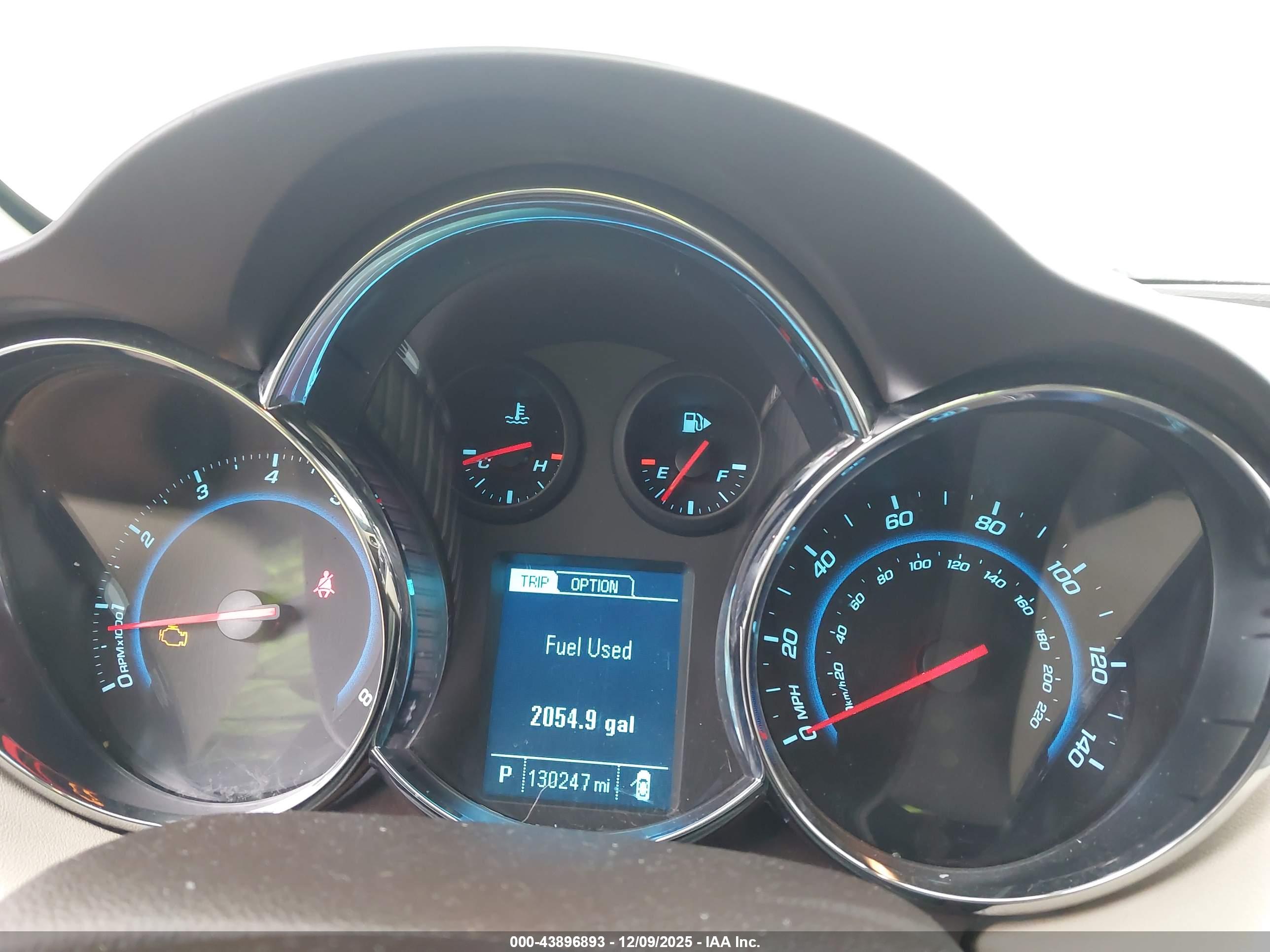 CHEVROLET CRUZE image 7