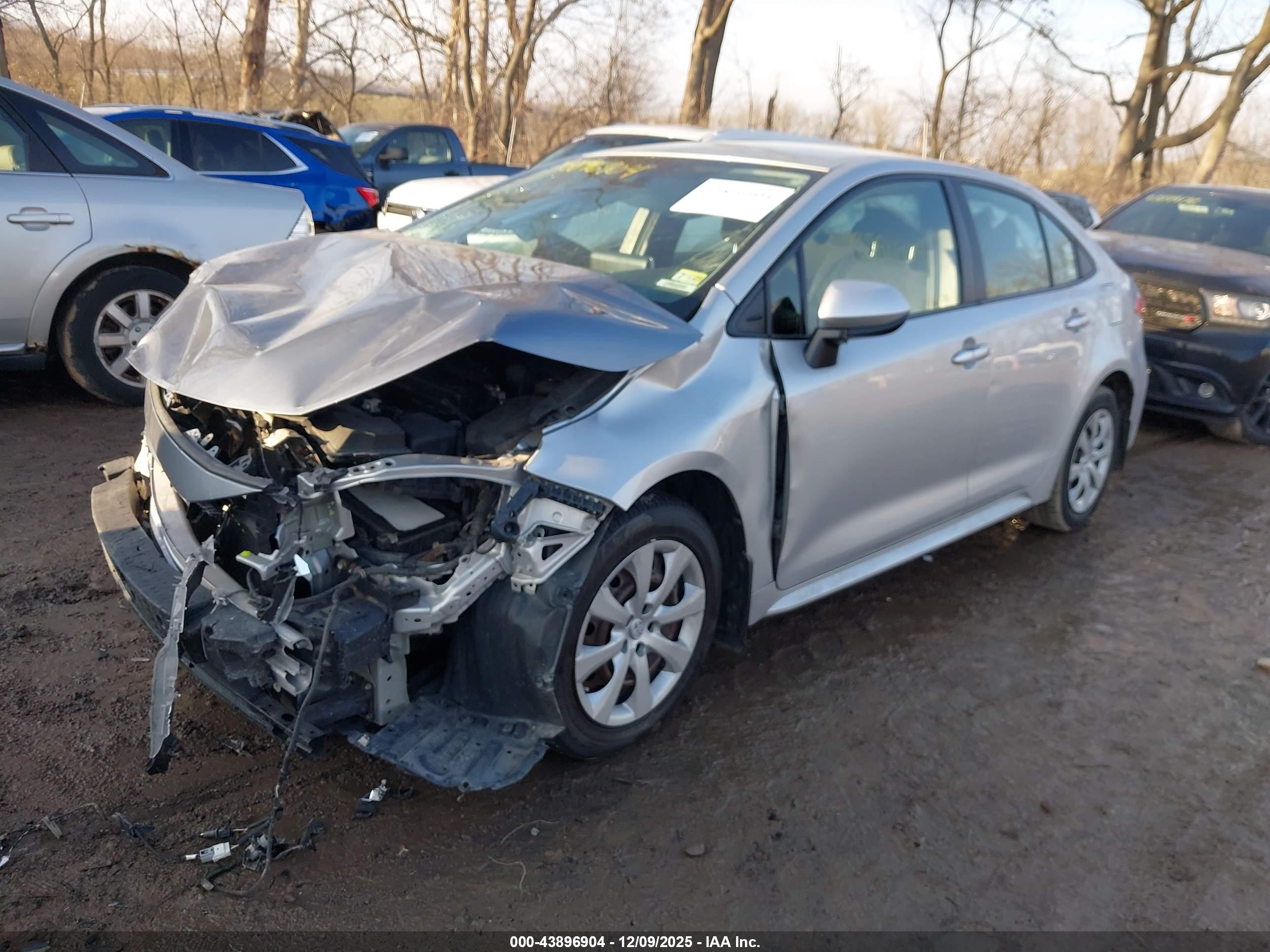 TOYOTA COROLLA image 6