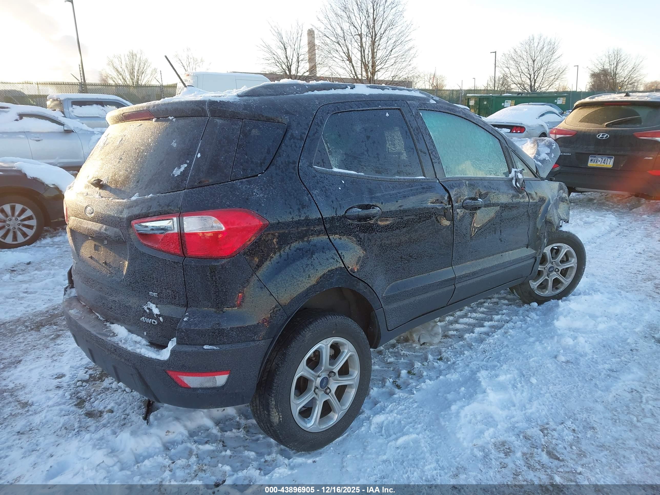 FORD ECOSPORT image 4