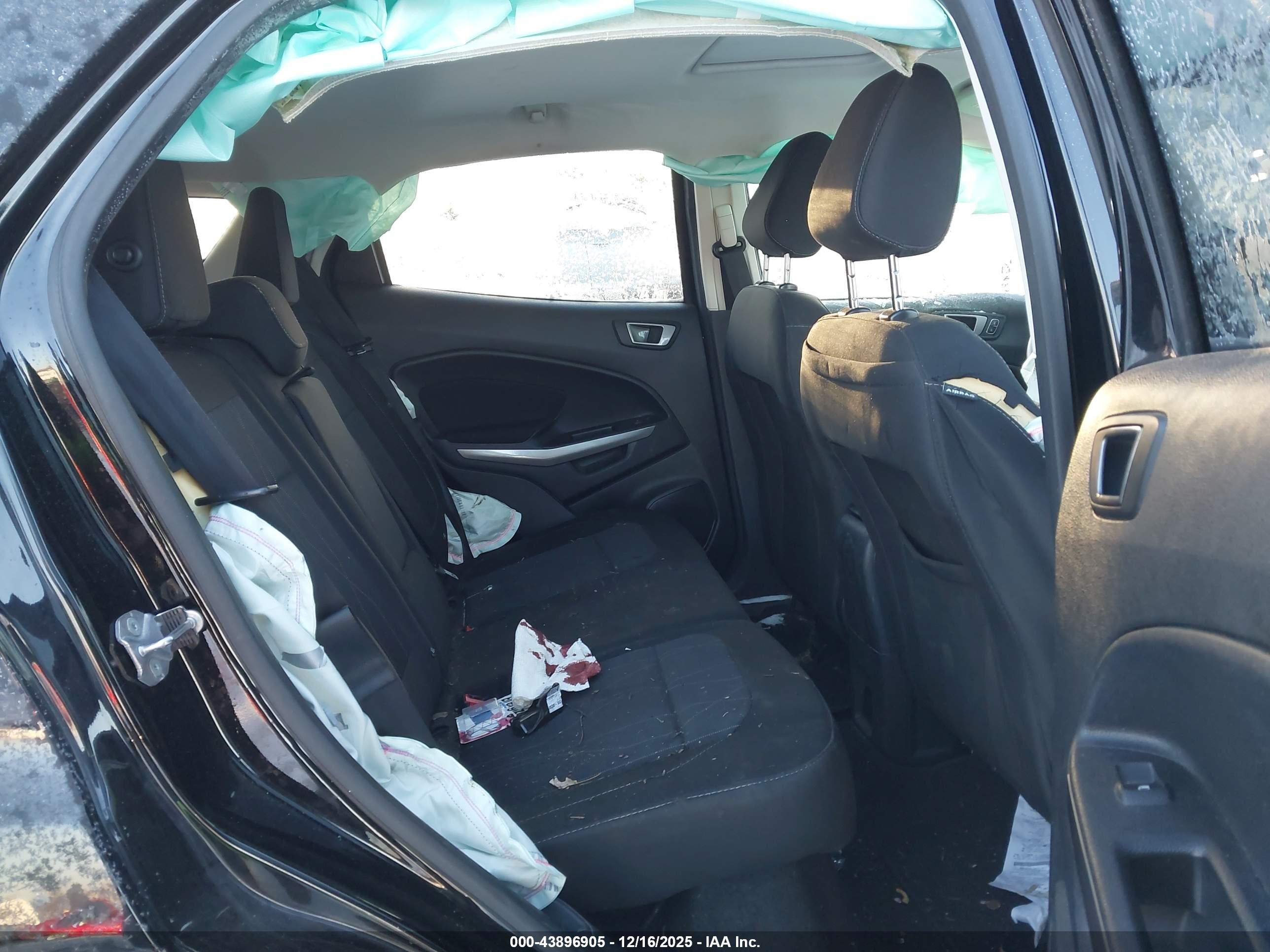 FORD ECOSPORT image 8