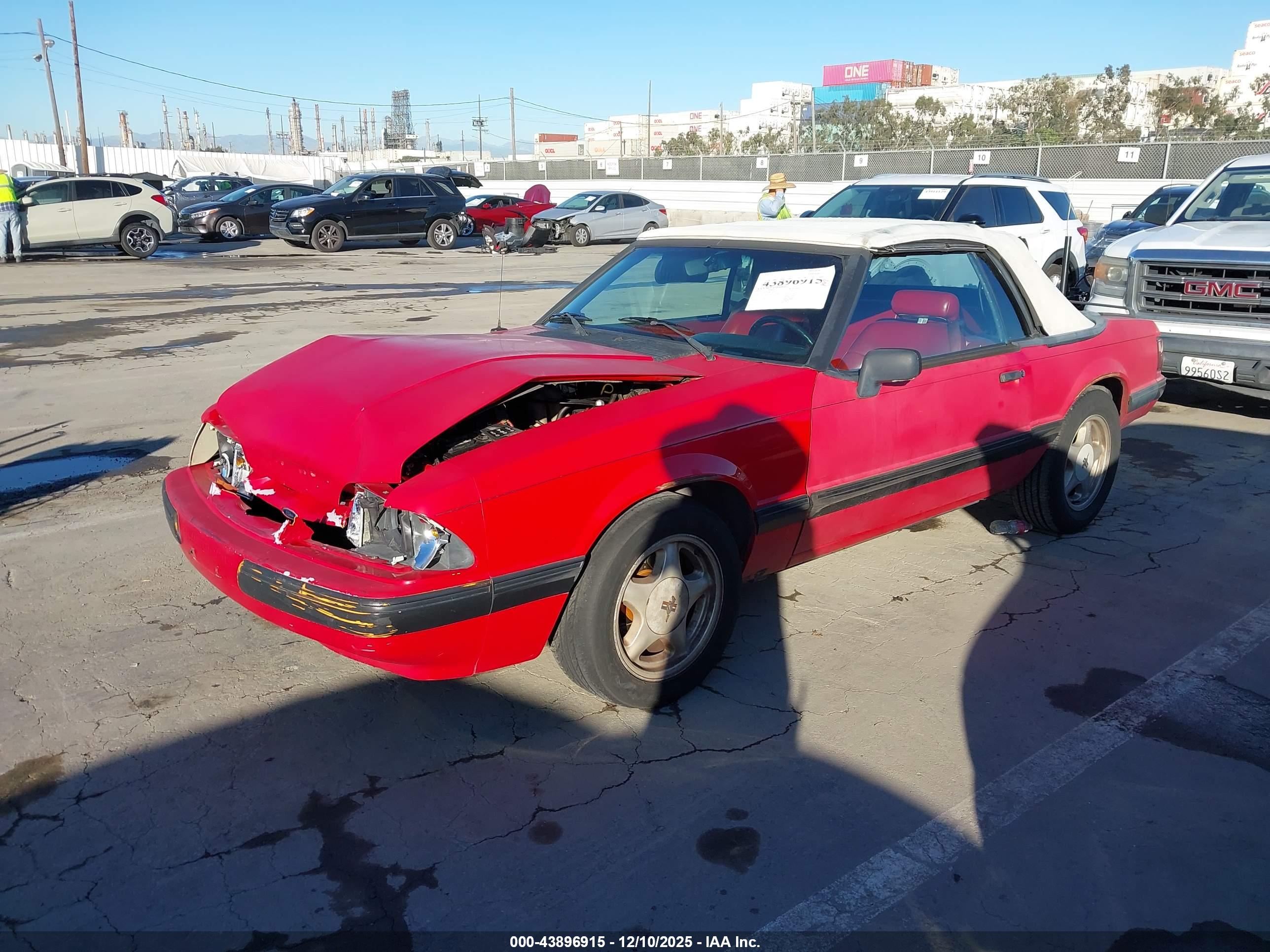 FORD MUSTANG image 2