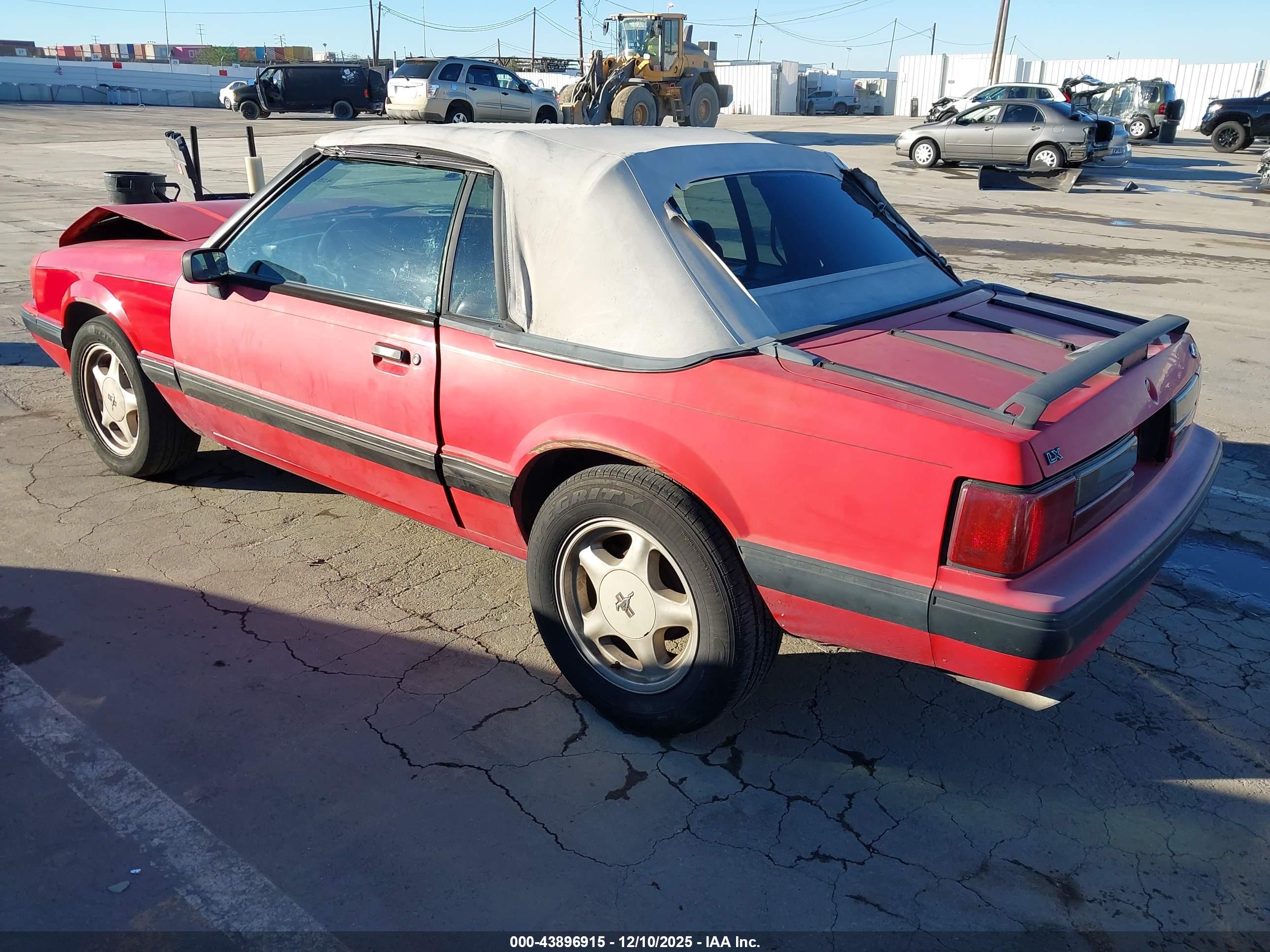 FORD MUSTANG image 3