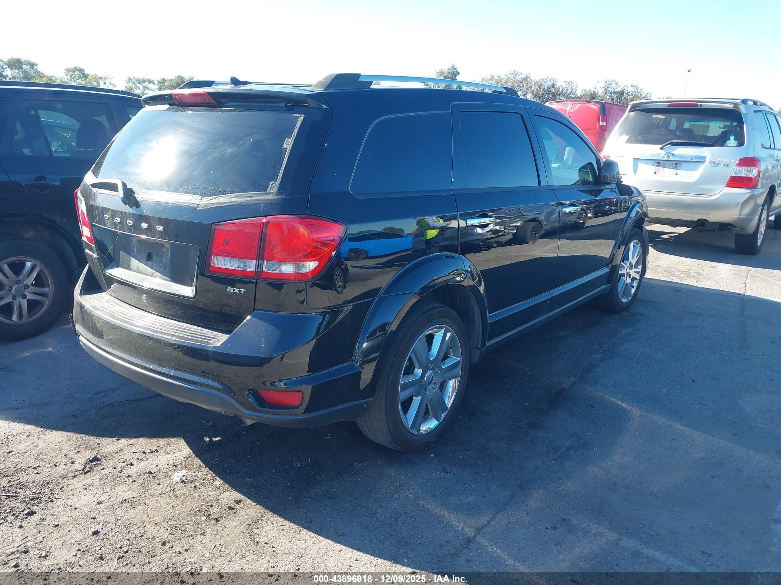 DODGE JOURNEY image 4