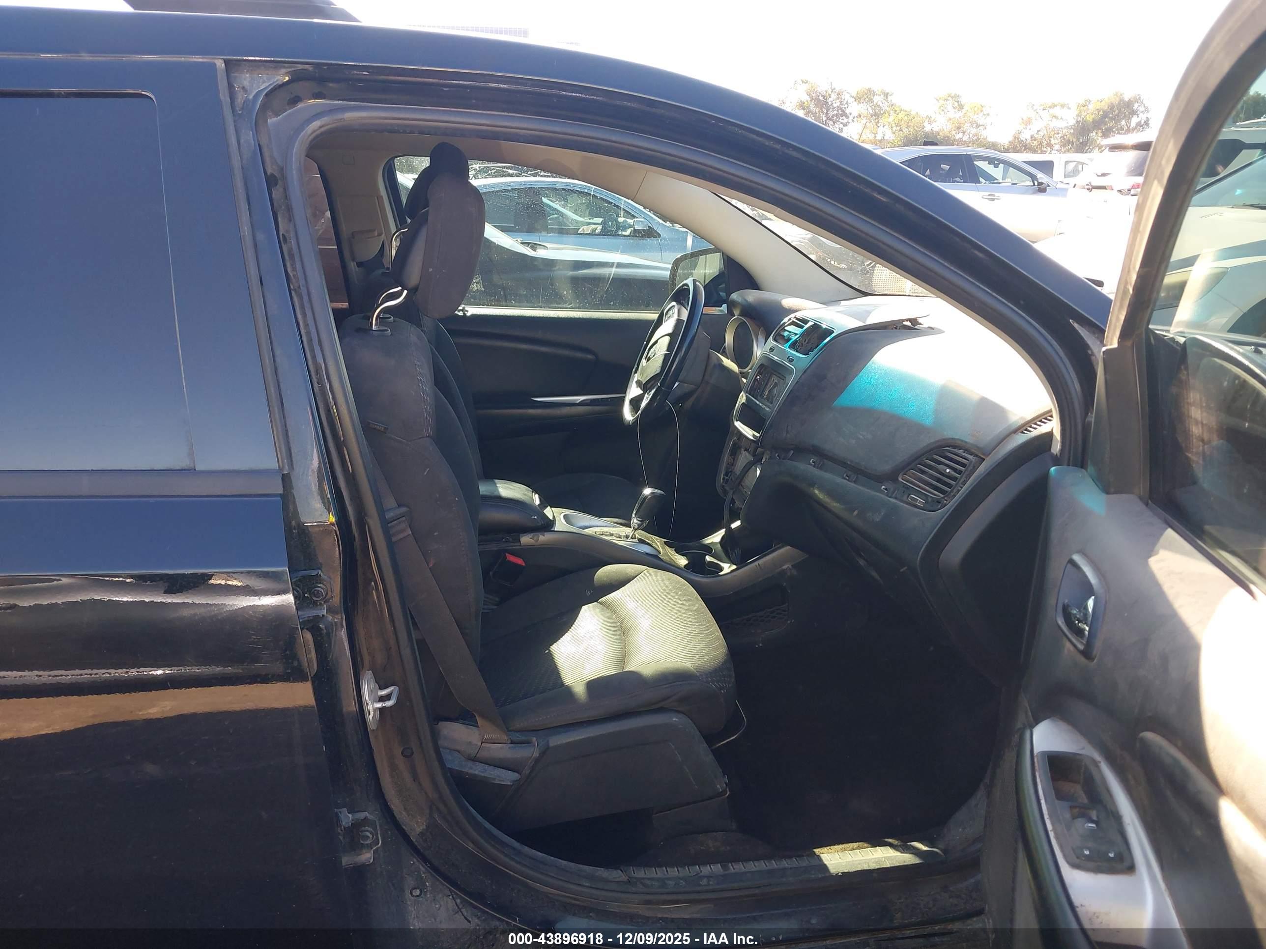 DODGE JOURNEY image 5