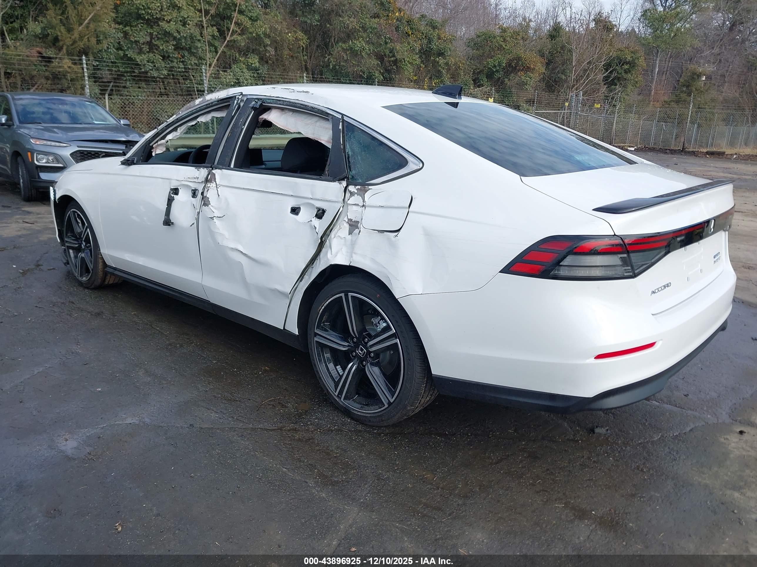 HONDA ACCORD image 3