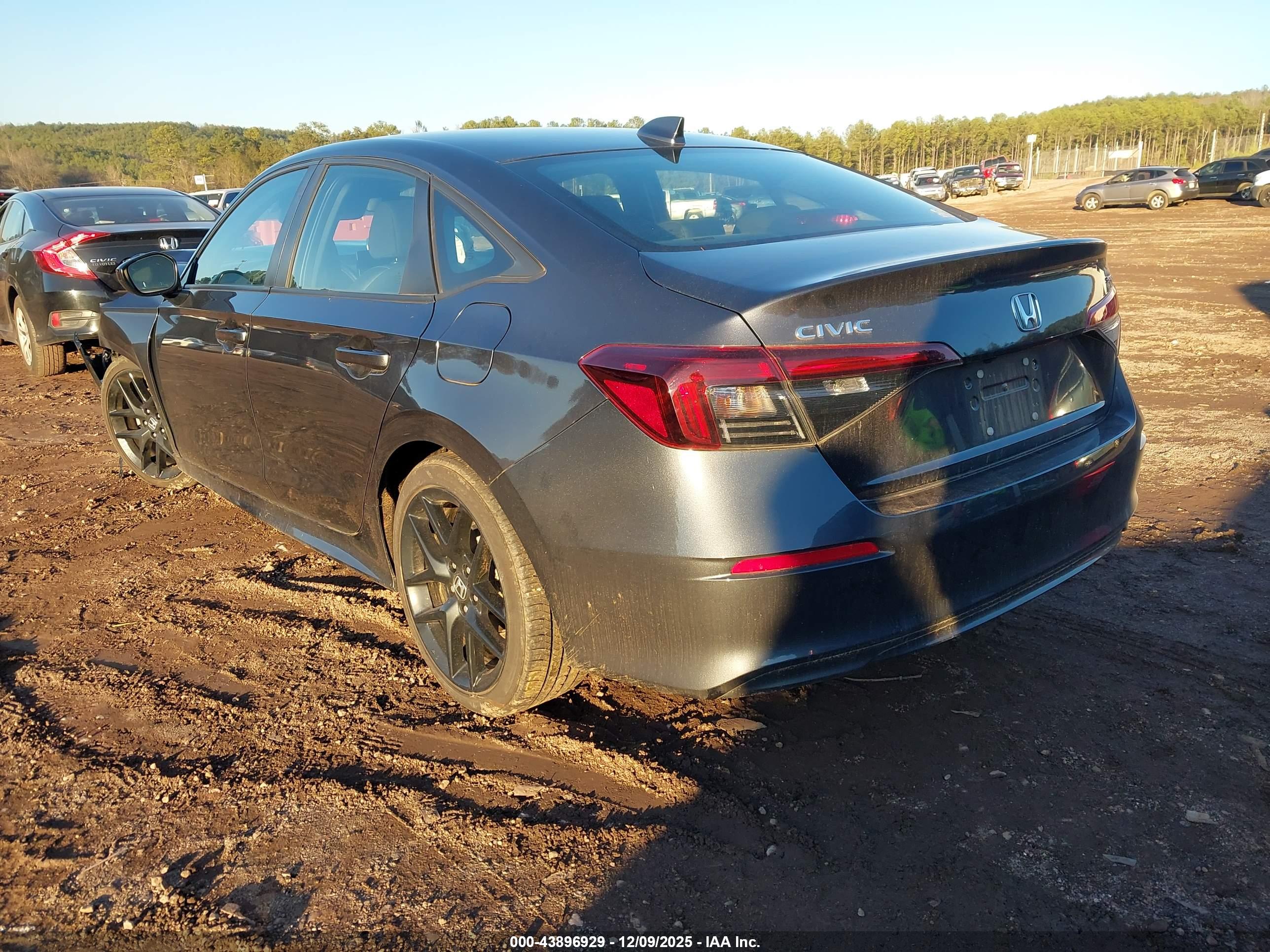 HONDA CIVIC image 3