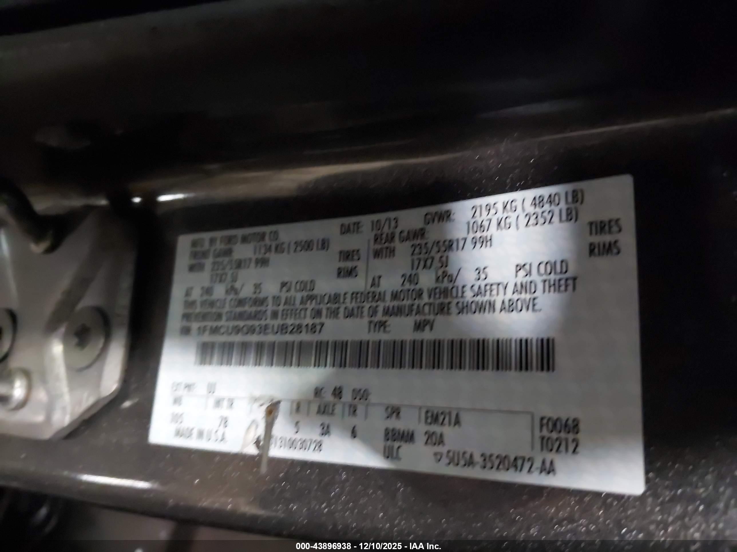 FORD ESCAPE image 9