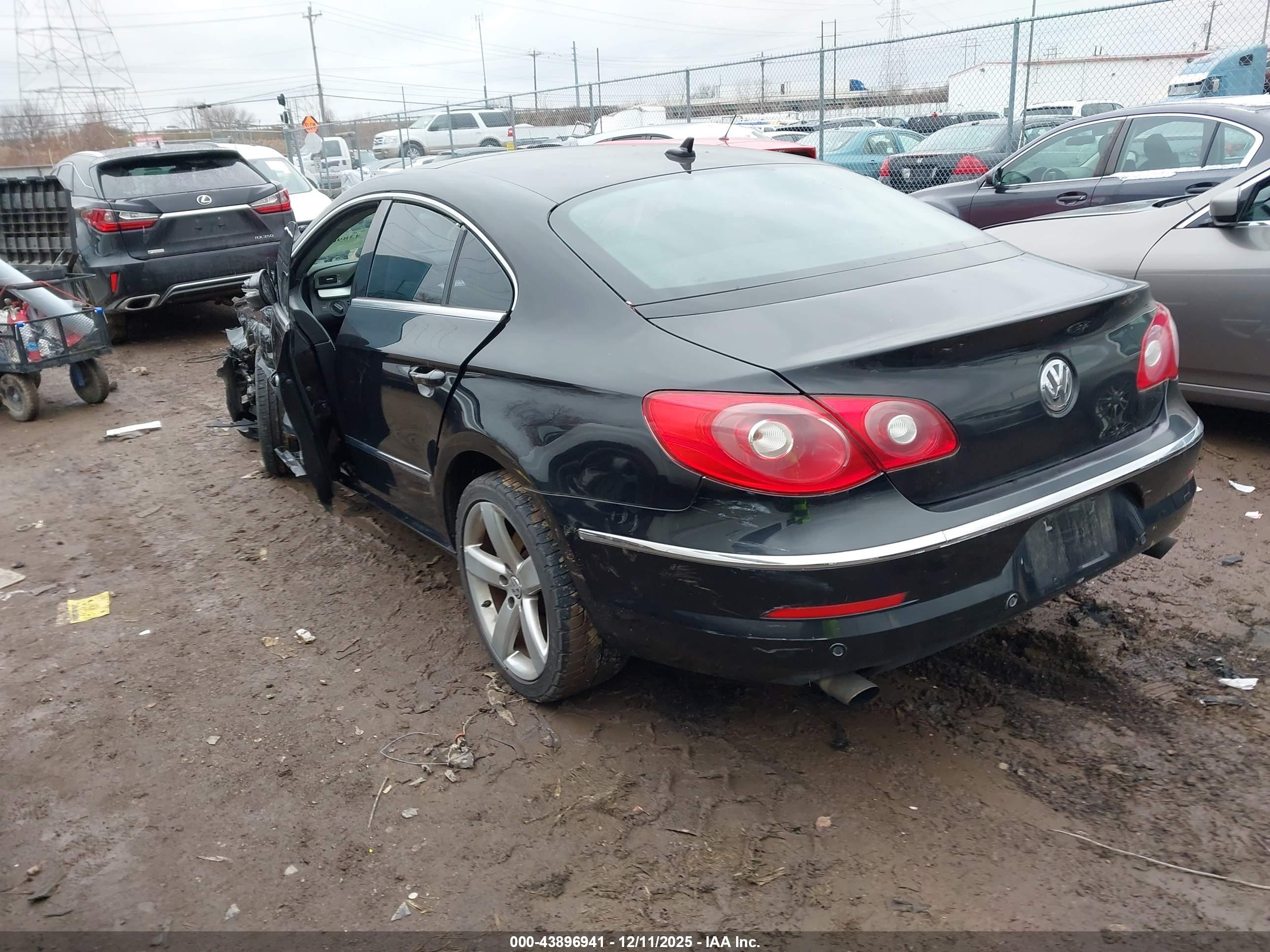 VOLKSWAGEN CC image 3